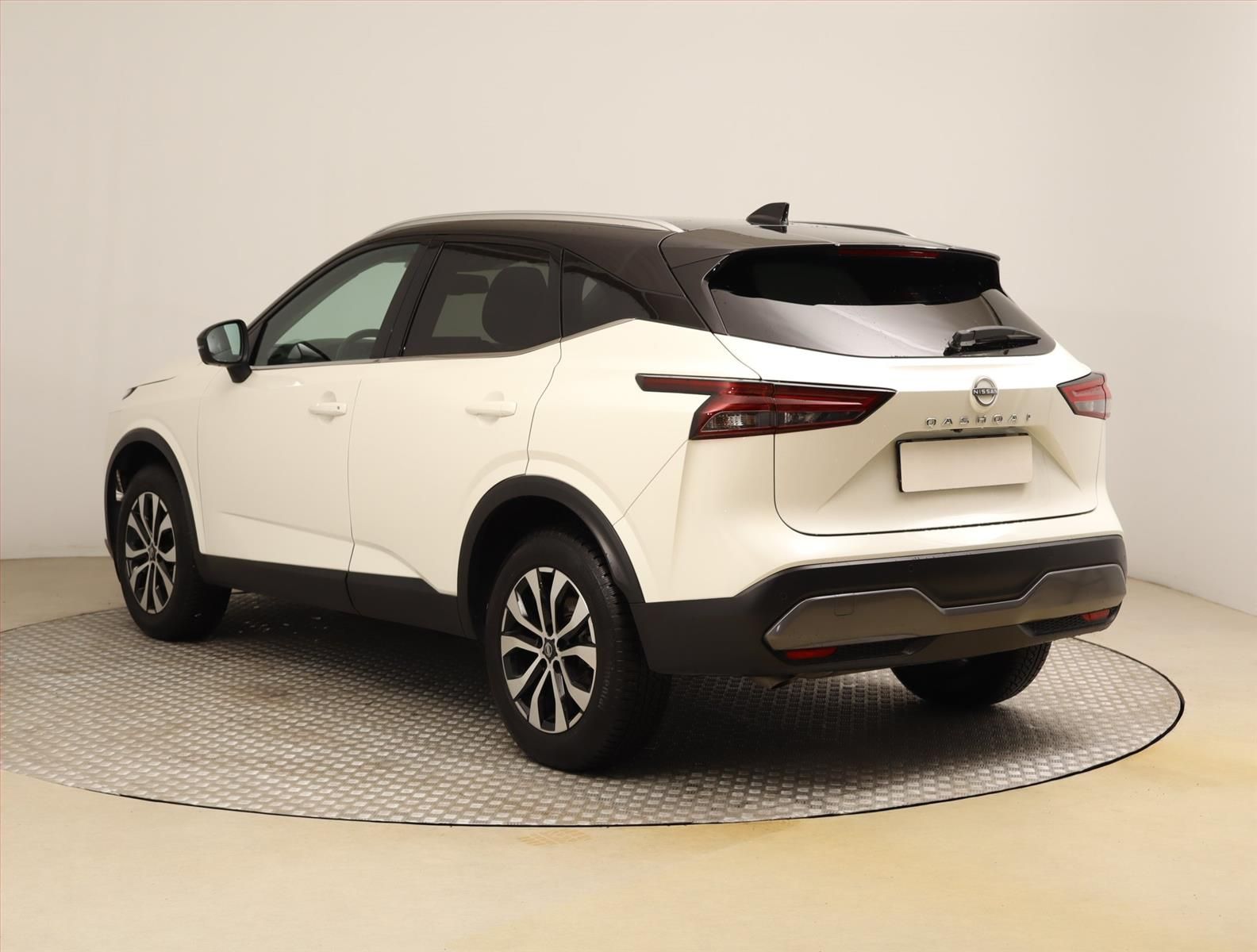 Nissan Qashqai, 1.3 DIG-T MHEV, N-Style - fotka 4