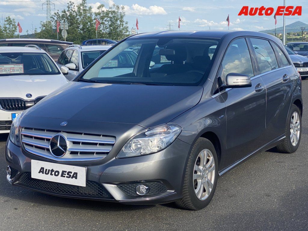 Mercedes-Benz Třídy B, 1.6 i B180,Navi,kamera - fotka 3