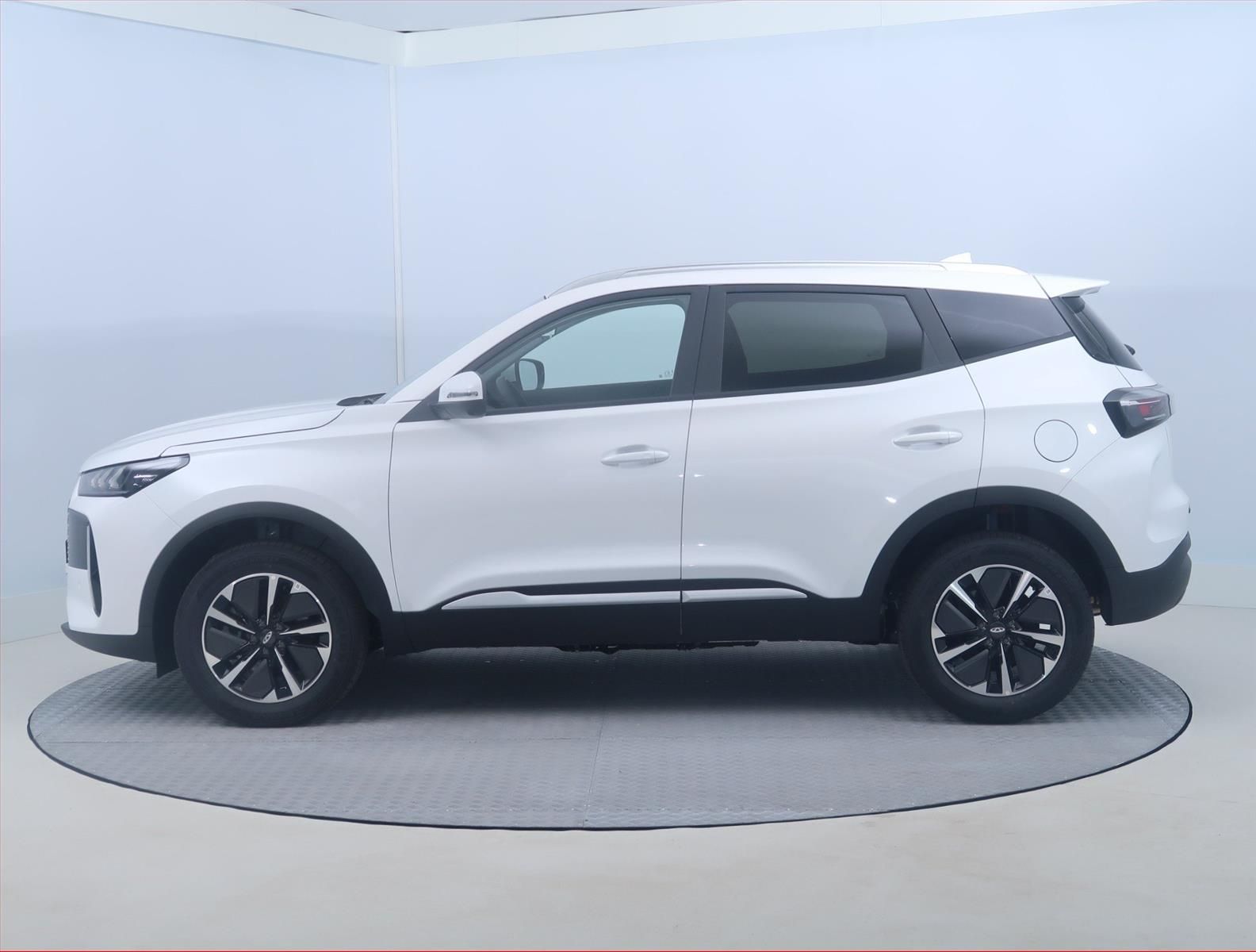 Chery Tiggo 4 HEV, 1.5 Hybrid, Unique, UNIQUE - fotka 3