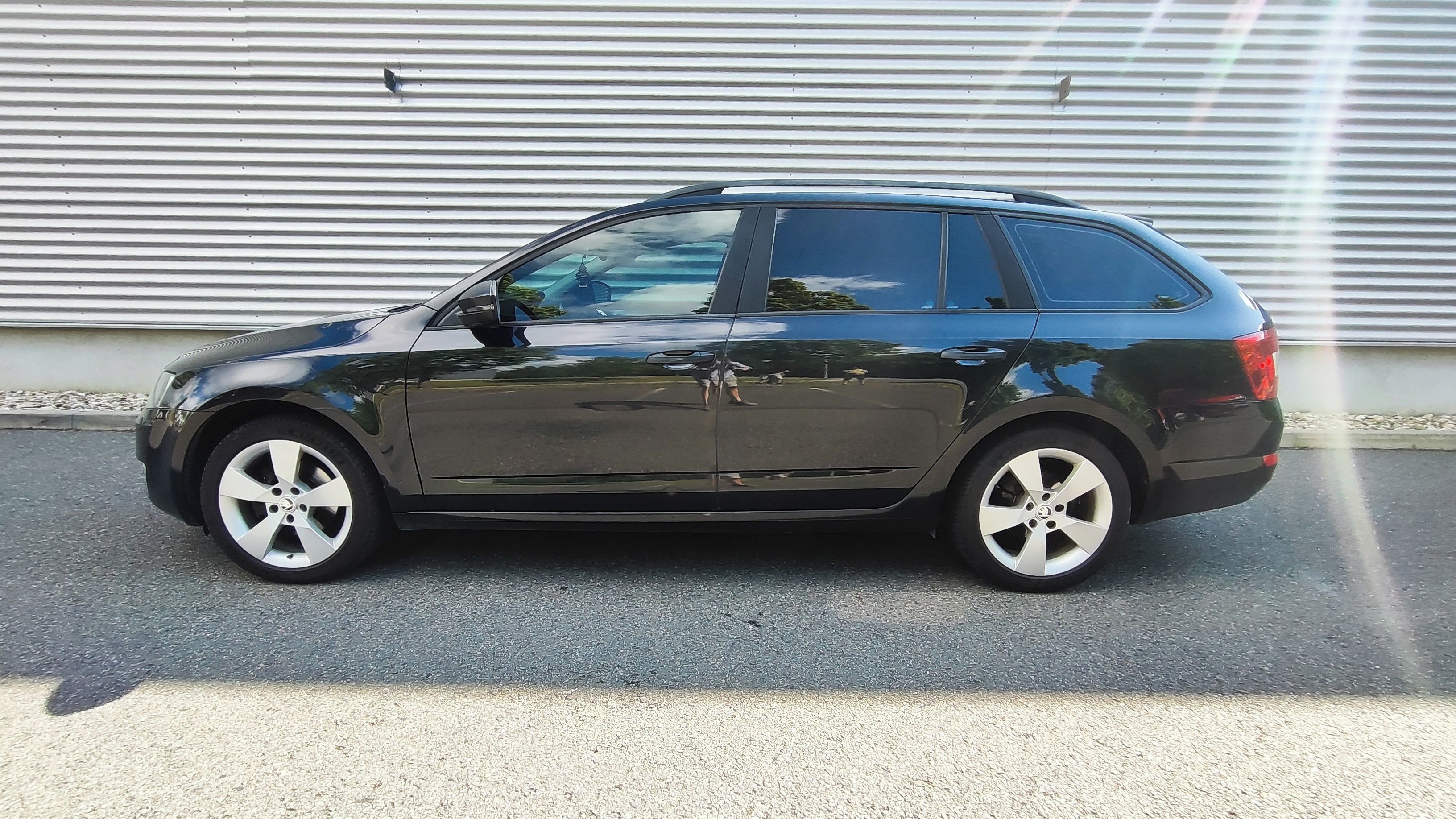 Škoda Octavia, 1.6 TDI Ambition, nové rozvody - fotka 2