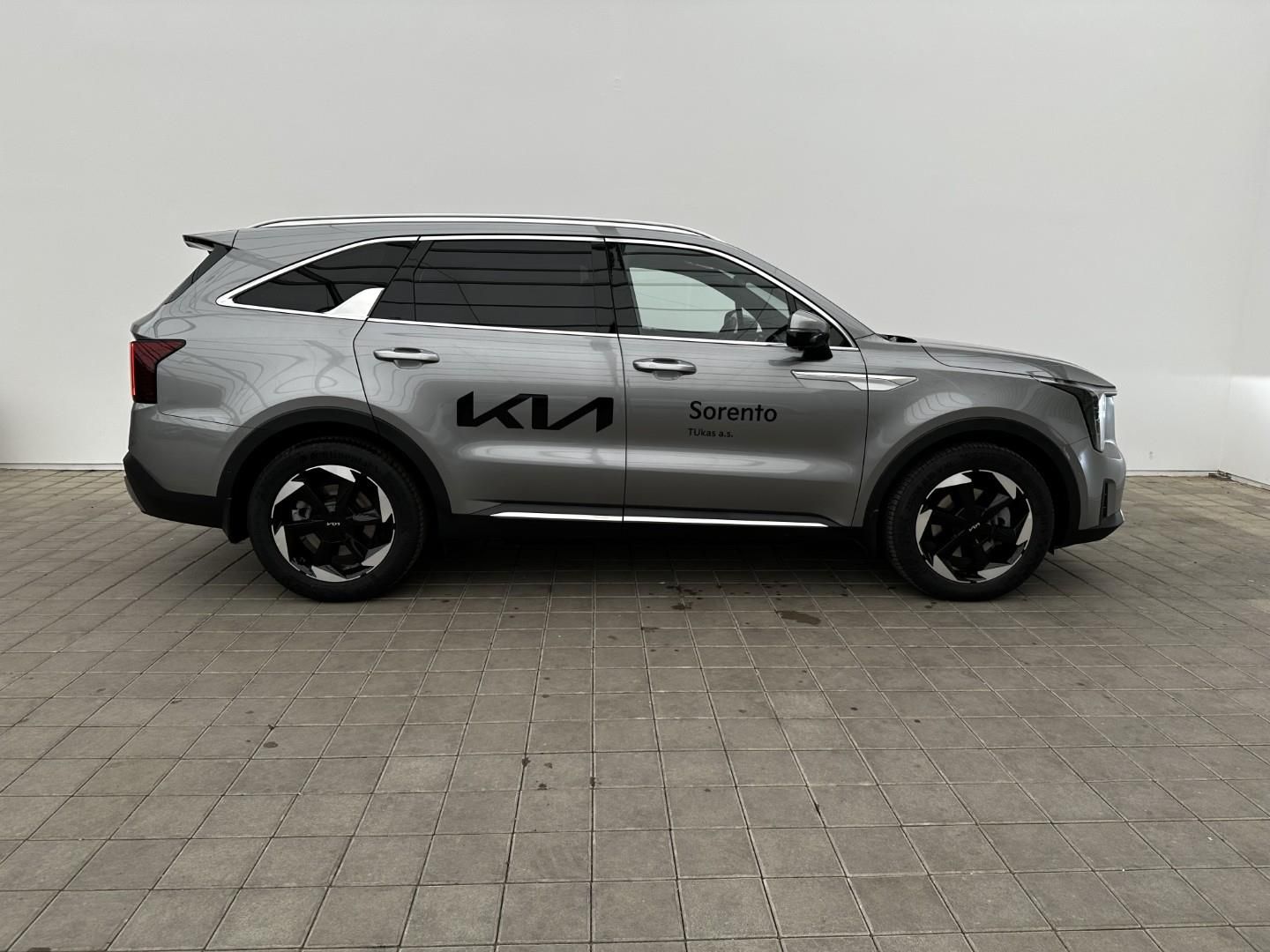 Kia Sorento, 1.6T-GDi 158kW 4x4  TOP (2025) - fotka 4