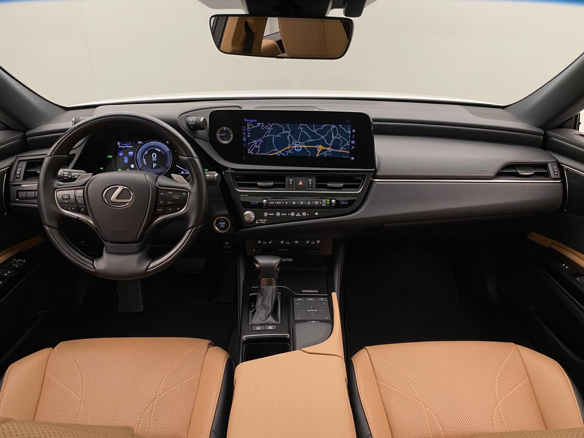 Lexus ES 300h, 2.5 HEV LUXURY AUT CZ - fotka 2