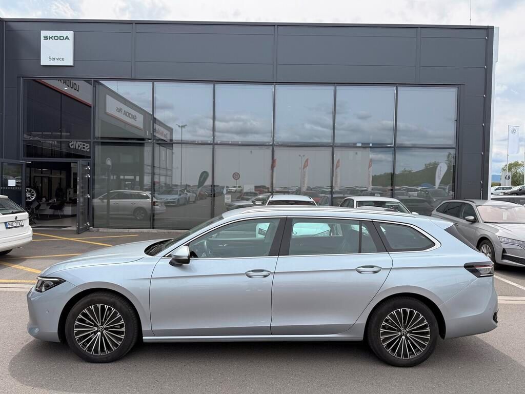 Volkswagen Passat, Elegance 2.0 TDI 110 kW - fotka 2