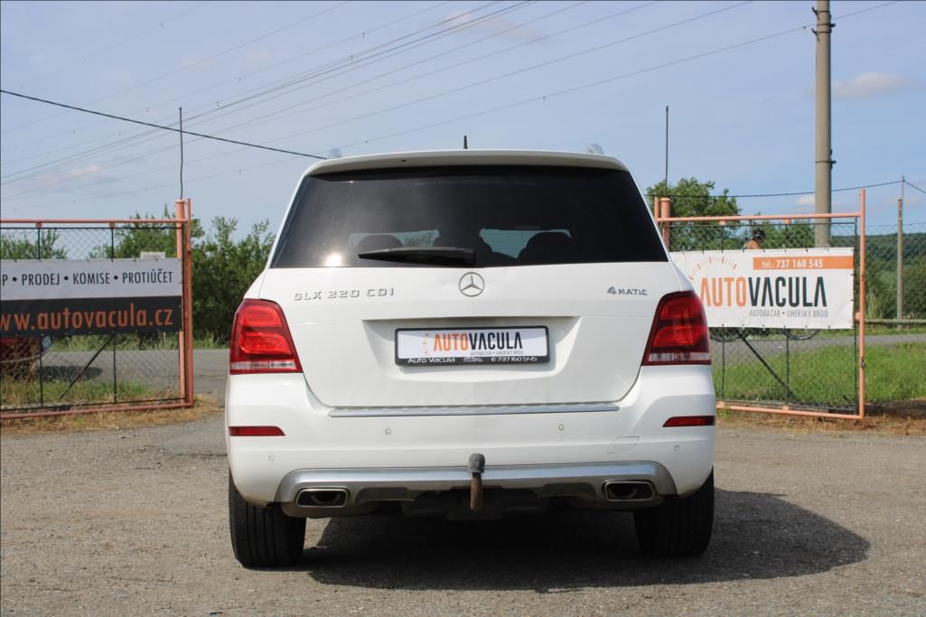 Mercedes-Benz GLK, 2,1 CDi  XENONY, 4 x 4, TAŽNÉ - fotka 6