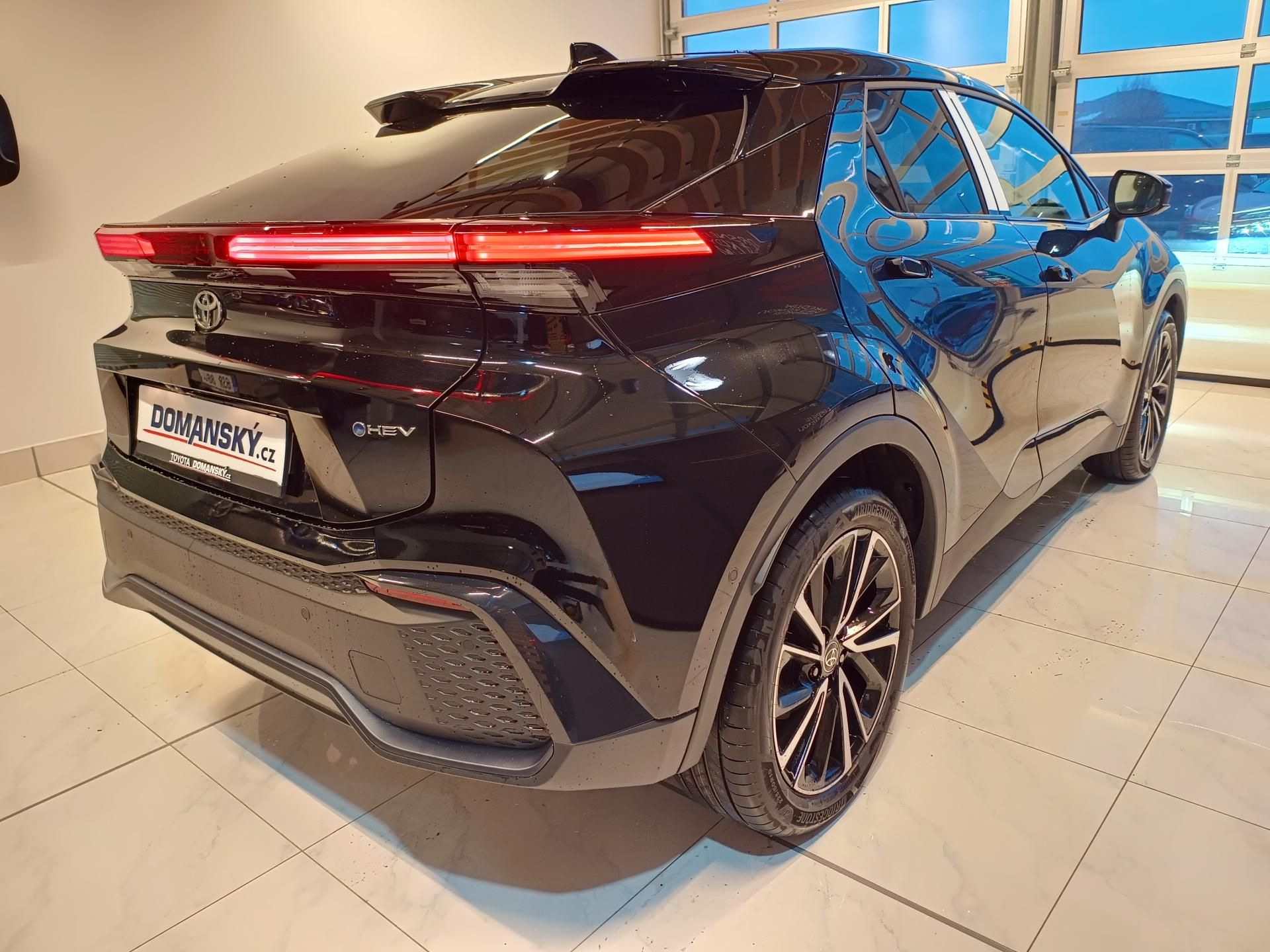 Toyota C-HR, 2.0 HEV Executive PREM. EDI. - fotka 5