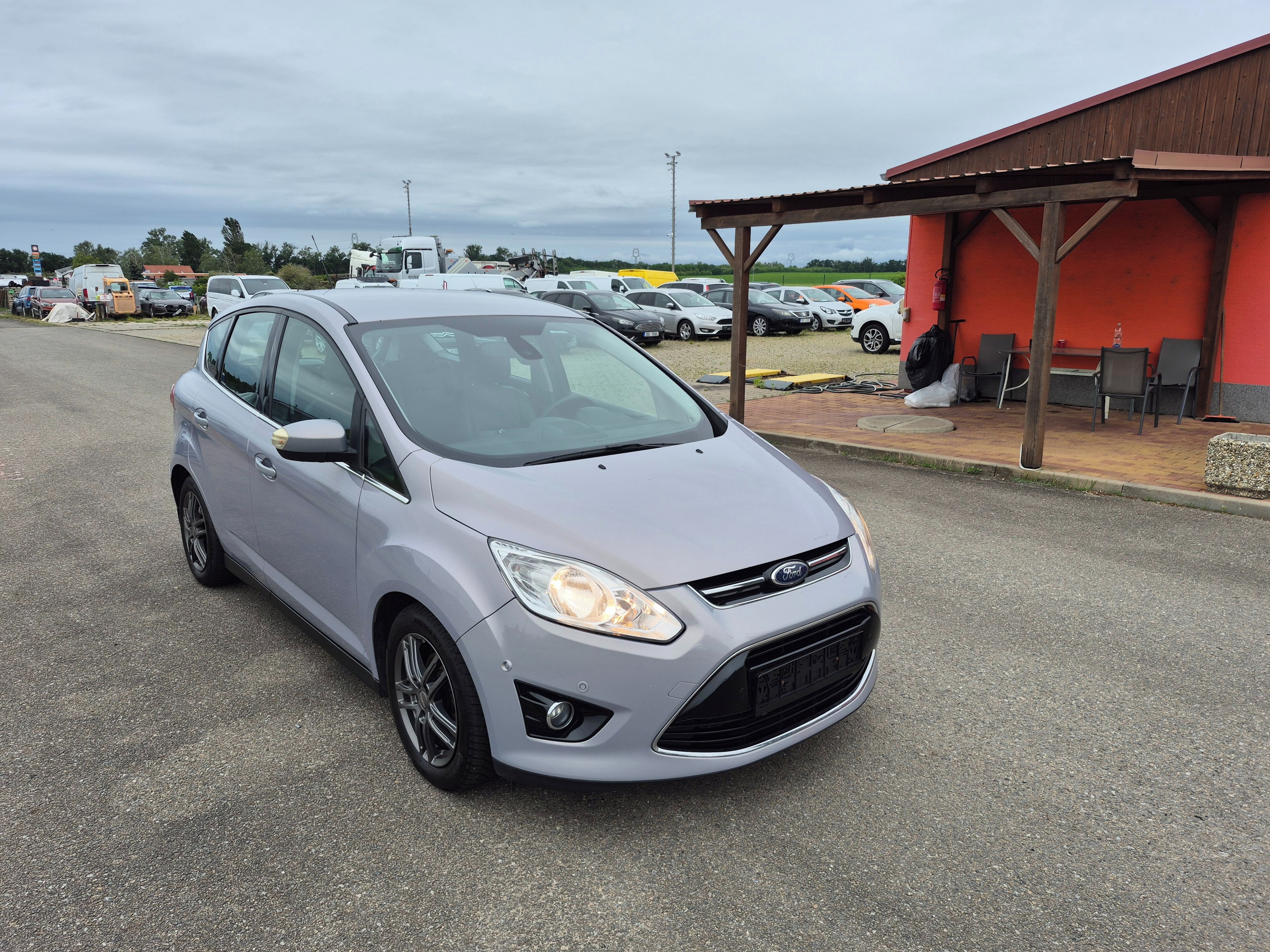 Ford C-MAX, 1,6TDCI, 85kW, Titanium - fotka 3