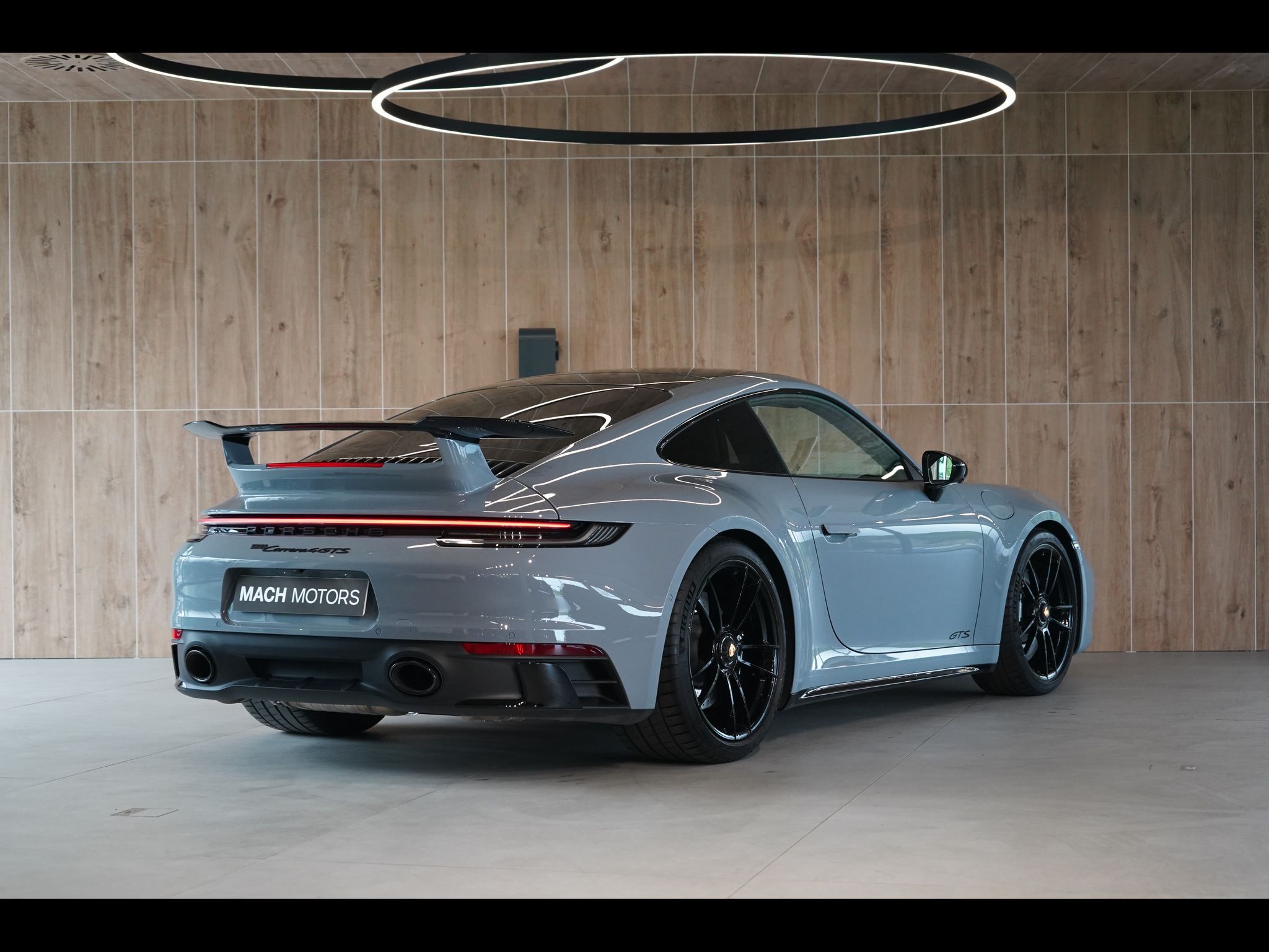 Porsche 911, Carrera 4 GTS, Aerokit, Lift - fotka 5