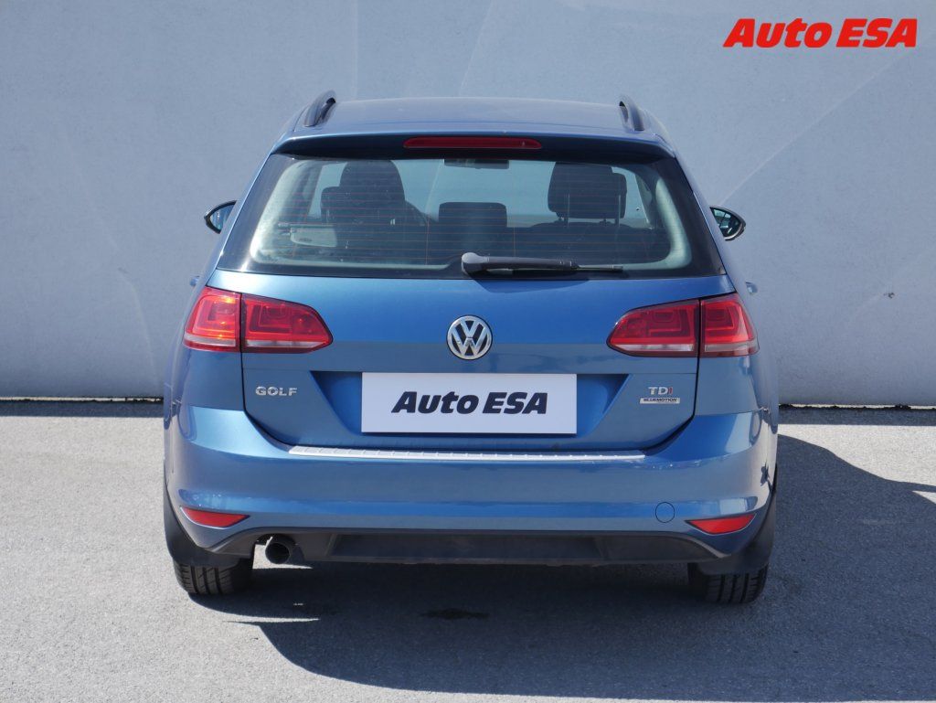 Volkswagen Golf, 1.6TDi,ČR - fotka 5