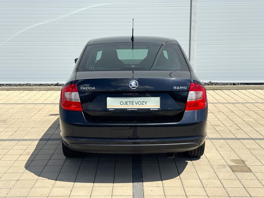 Škoda Rapid, Ambition 1.2 TSI 77 kW - fotka 6