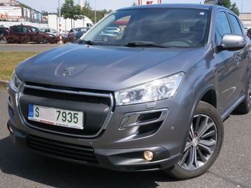 4X4 TAZNE XENONY SERVIS.KNIHA