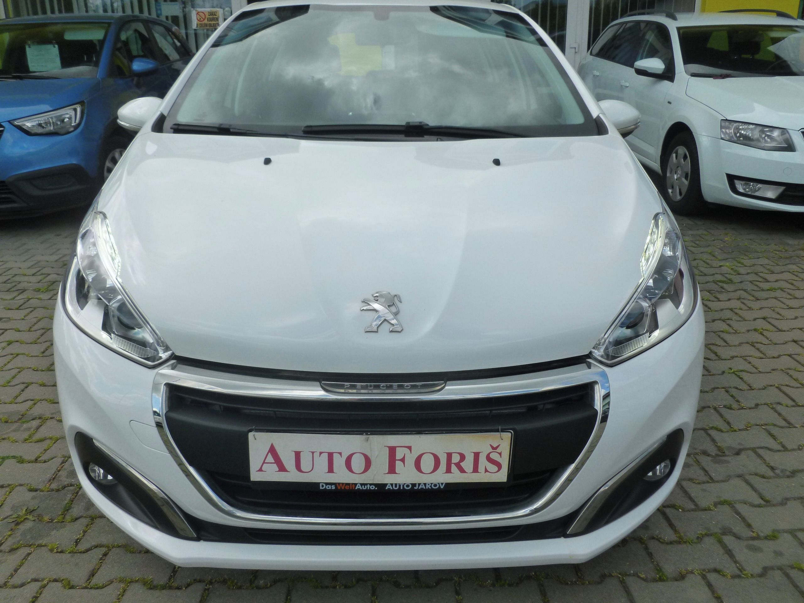 Peugeot 2008, 1.2 digi Klima - fotka 4
