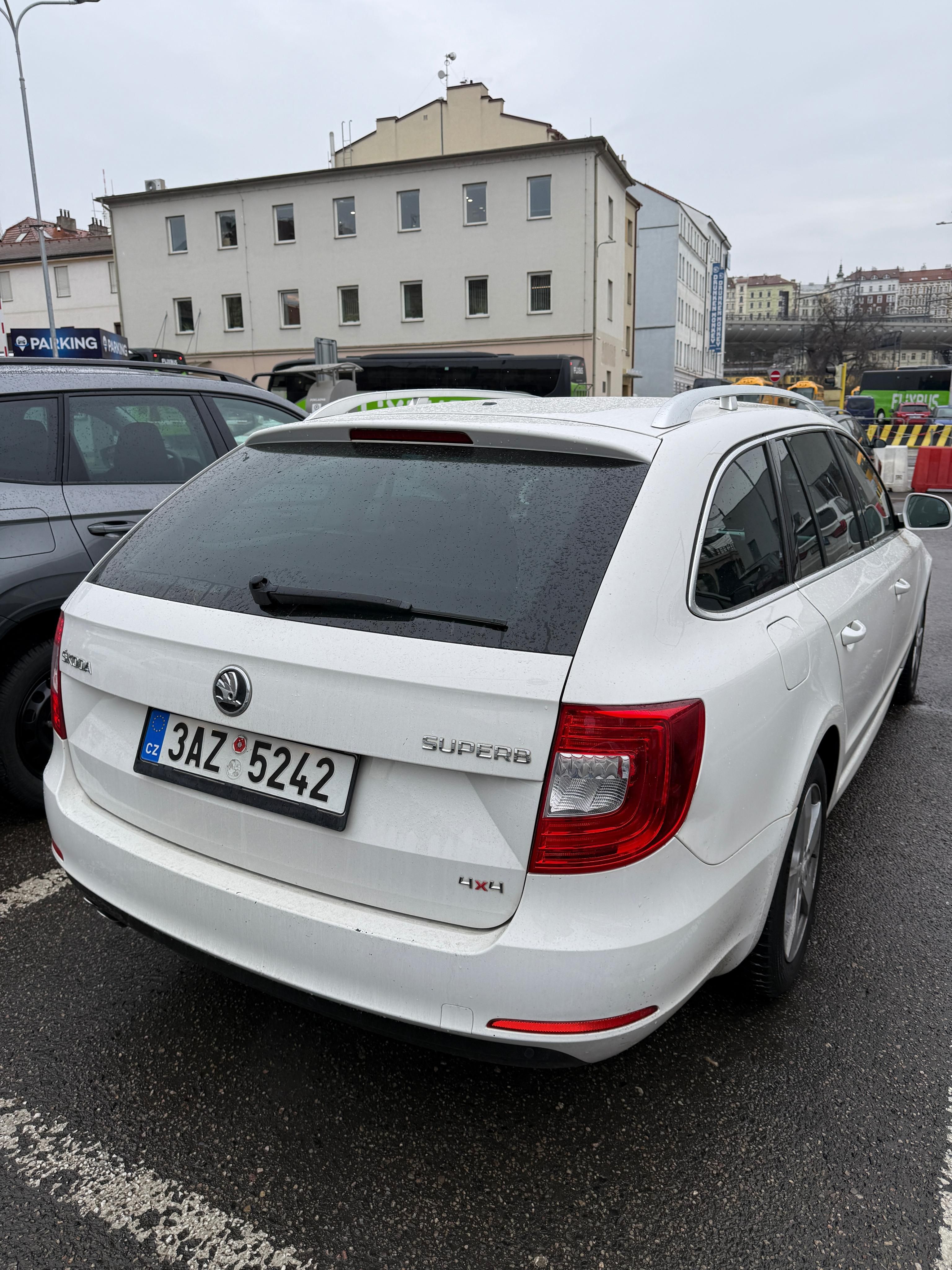 Škoda Superb, 2.0 tdi 4x4 - fotka 2