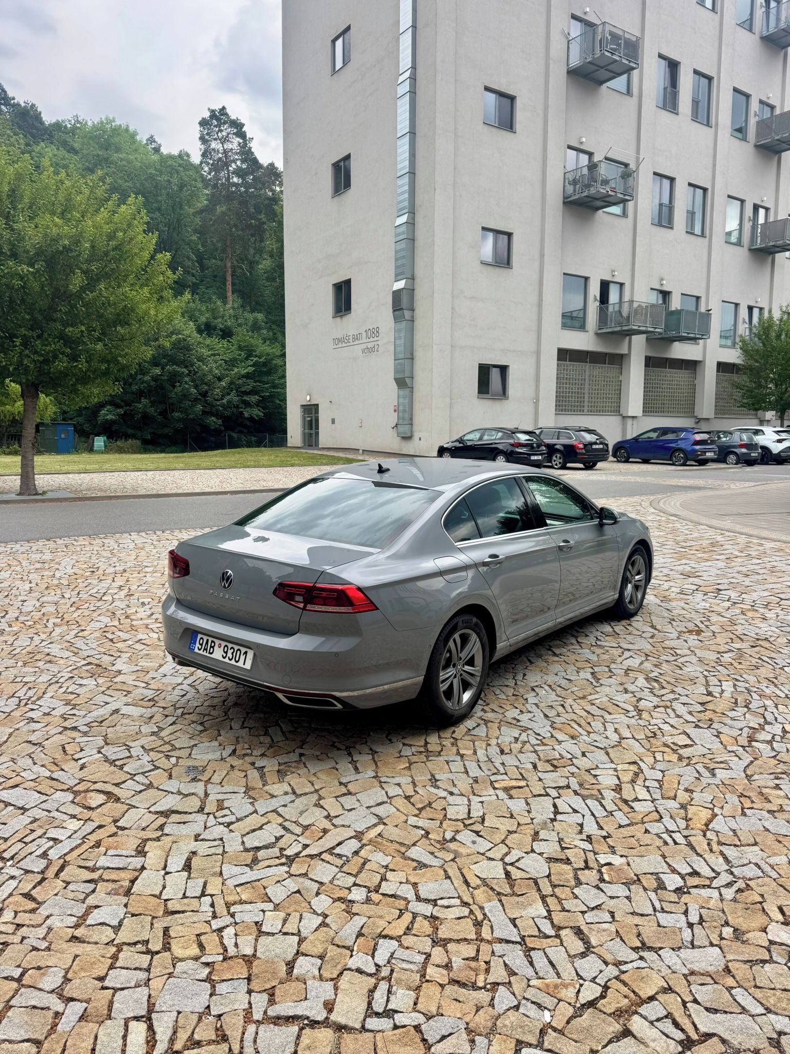 Volkswagen Passat, 2.0 TDI DSG Highline - fotka 4