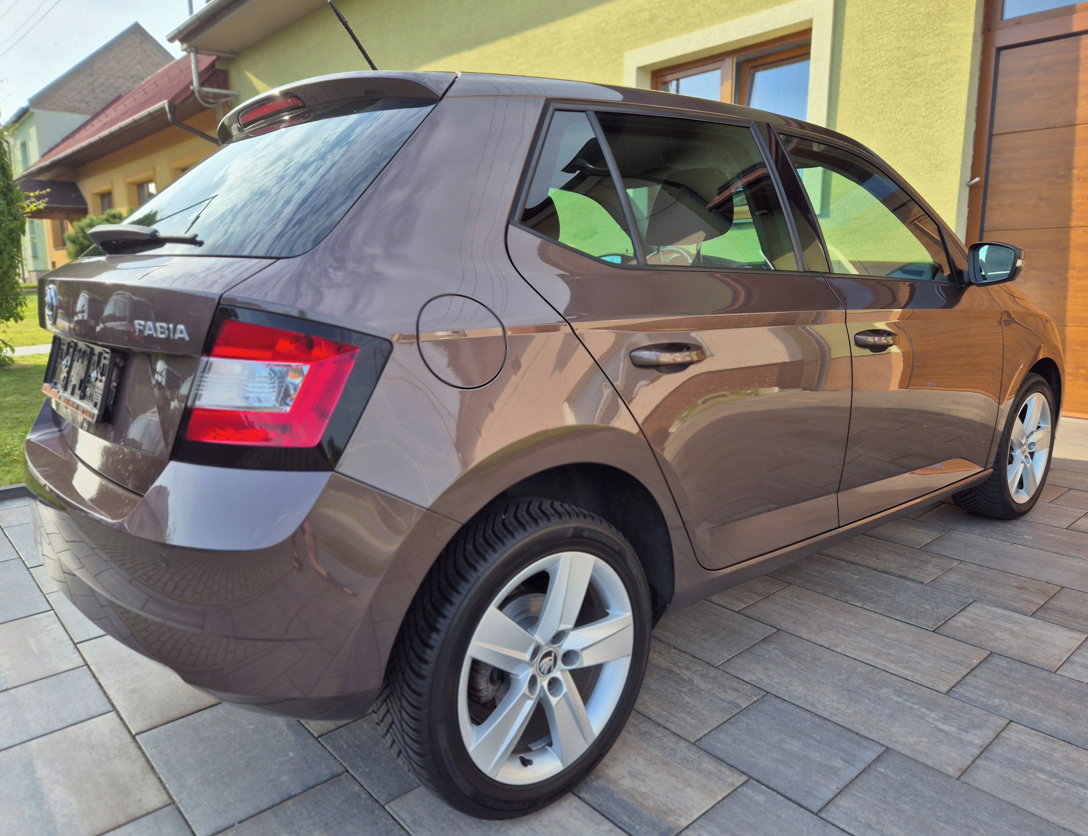 Škoda Fabia, 1.2 Tsi 66kw - fotka 4