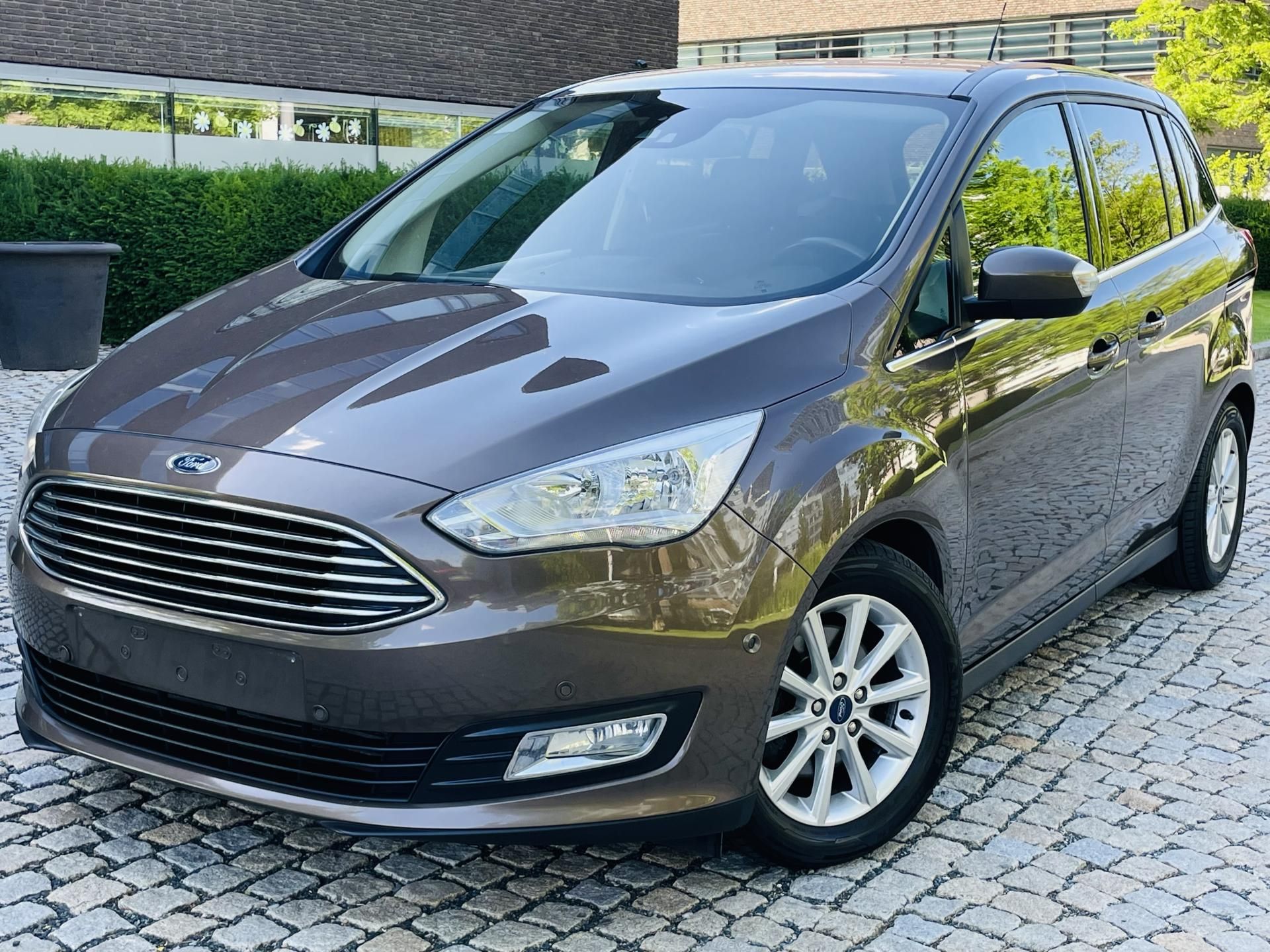 Ford Grand C-MAX, 2.0TDCi MAN TAŽNÉ 1MAJITEL