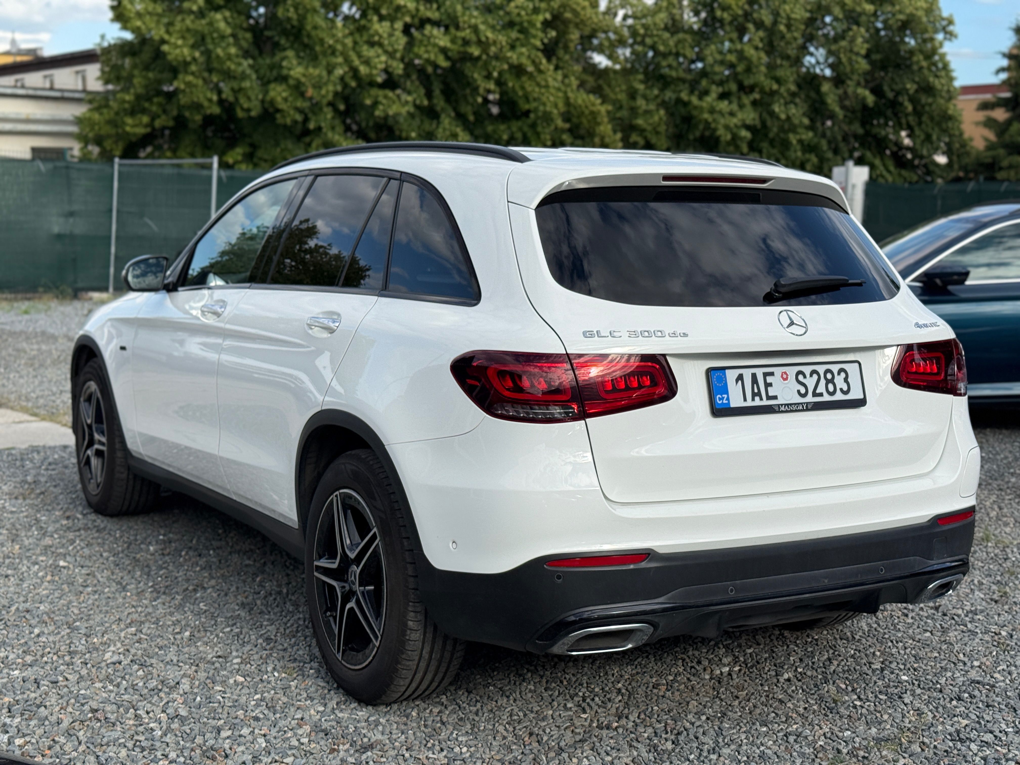Mercedes-Benz GLC, SERVIS jen MB! Top Vybava - fotka 4