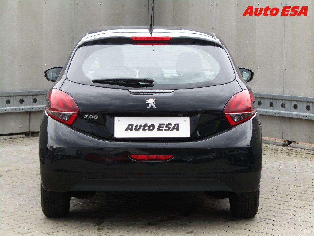 Peugeot 208, 1.2i,ČR,AC - fotka 5