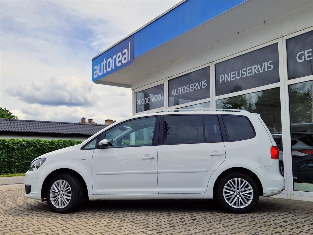 Volkswagen Touran, 2,0 TDI 7MÍST VÝHŘEV KLIMA - fotka 2