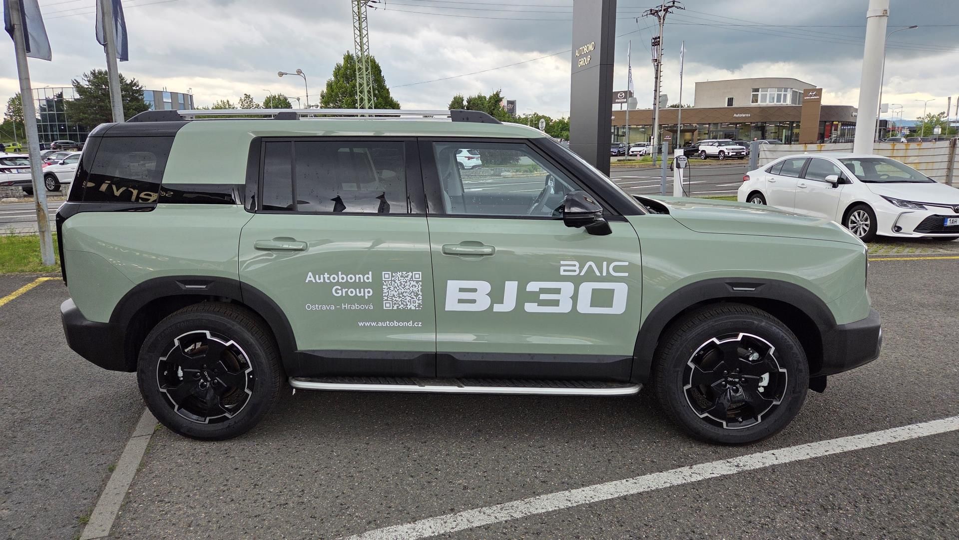 BAIC BJ30, BJ30 HEV 1.5T 209kW 2DHT 4x4 A - fotka 4