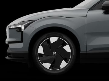 PLUS, P8 AWD electric, 315 kW