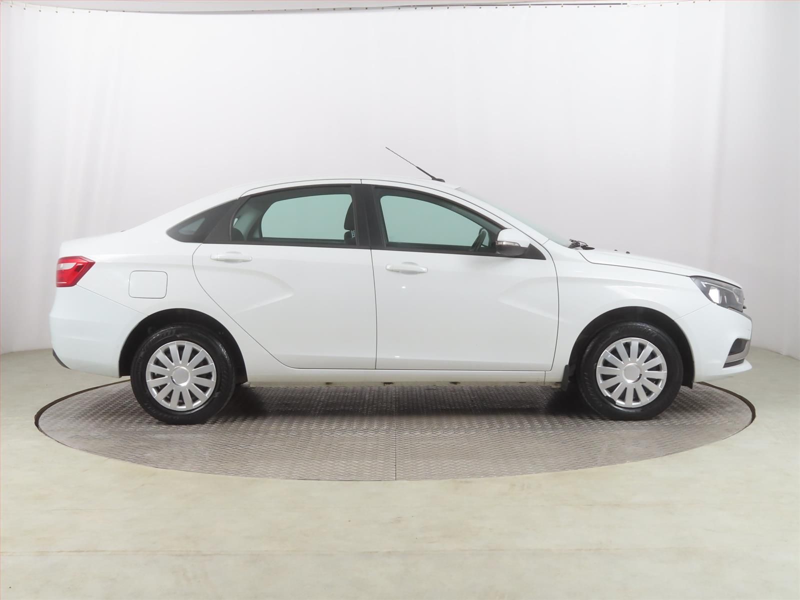 Lada, Vesta ,1.6 Automat, Automat - fotka 6