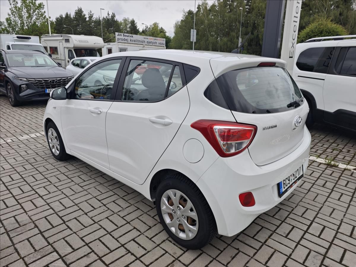 Hyundai i10, 1,0 i  Family PLUS - fotka 4