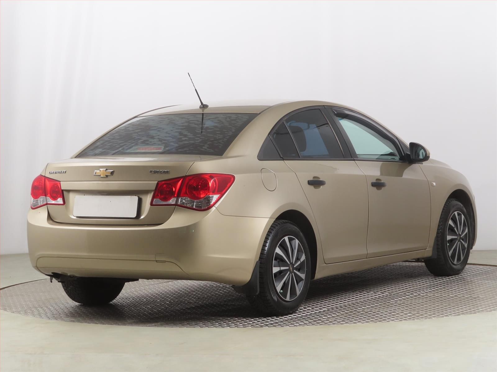 Chevrolet Cruze, 1.6 i 16V, Serv.kniha, po STK - fotka 5