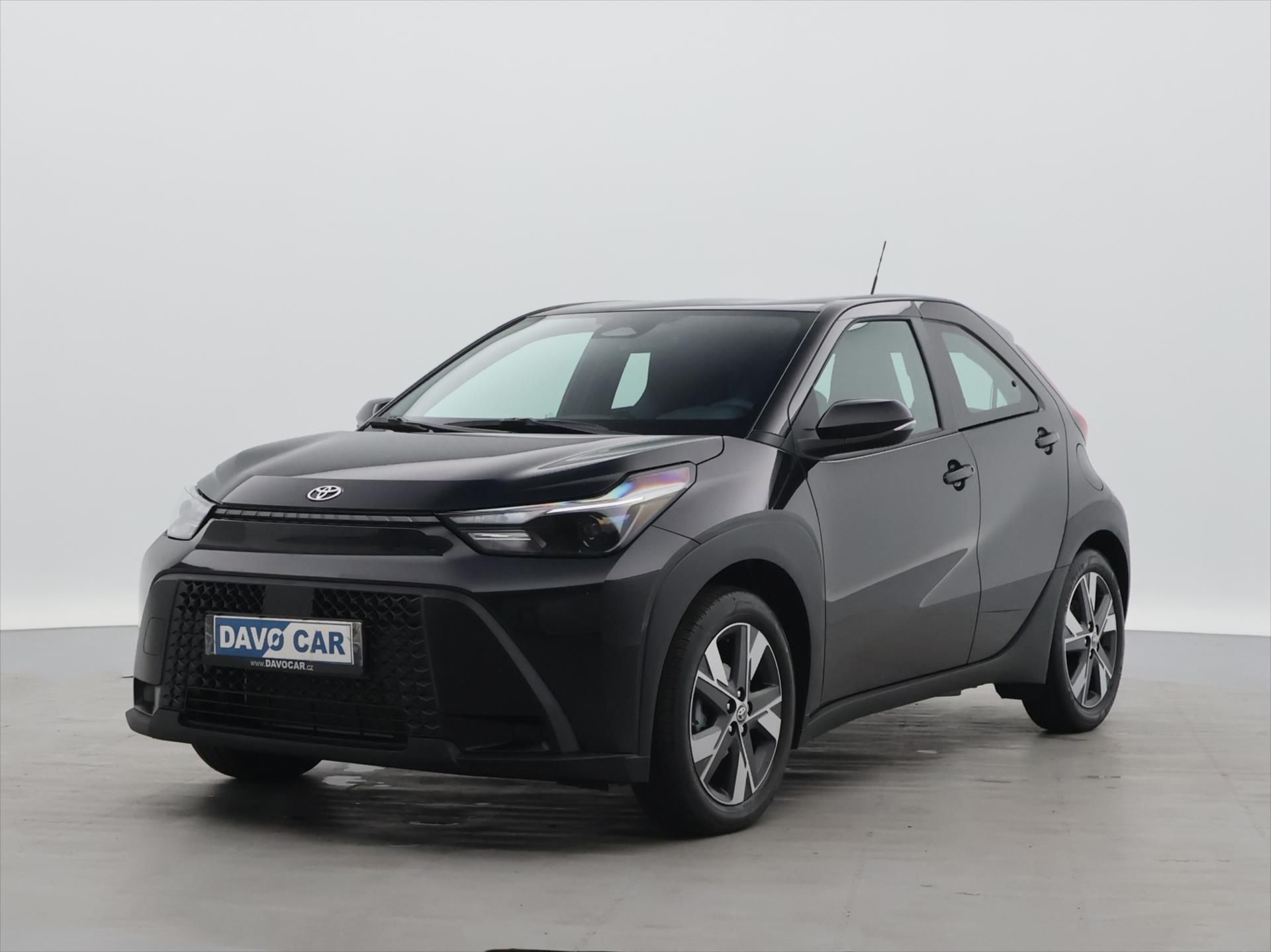 Toyota Aygo, 1,5 X HEV 85kW Comfort CZ - fotka 3