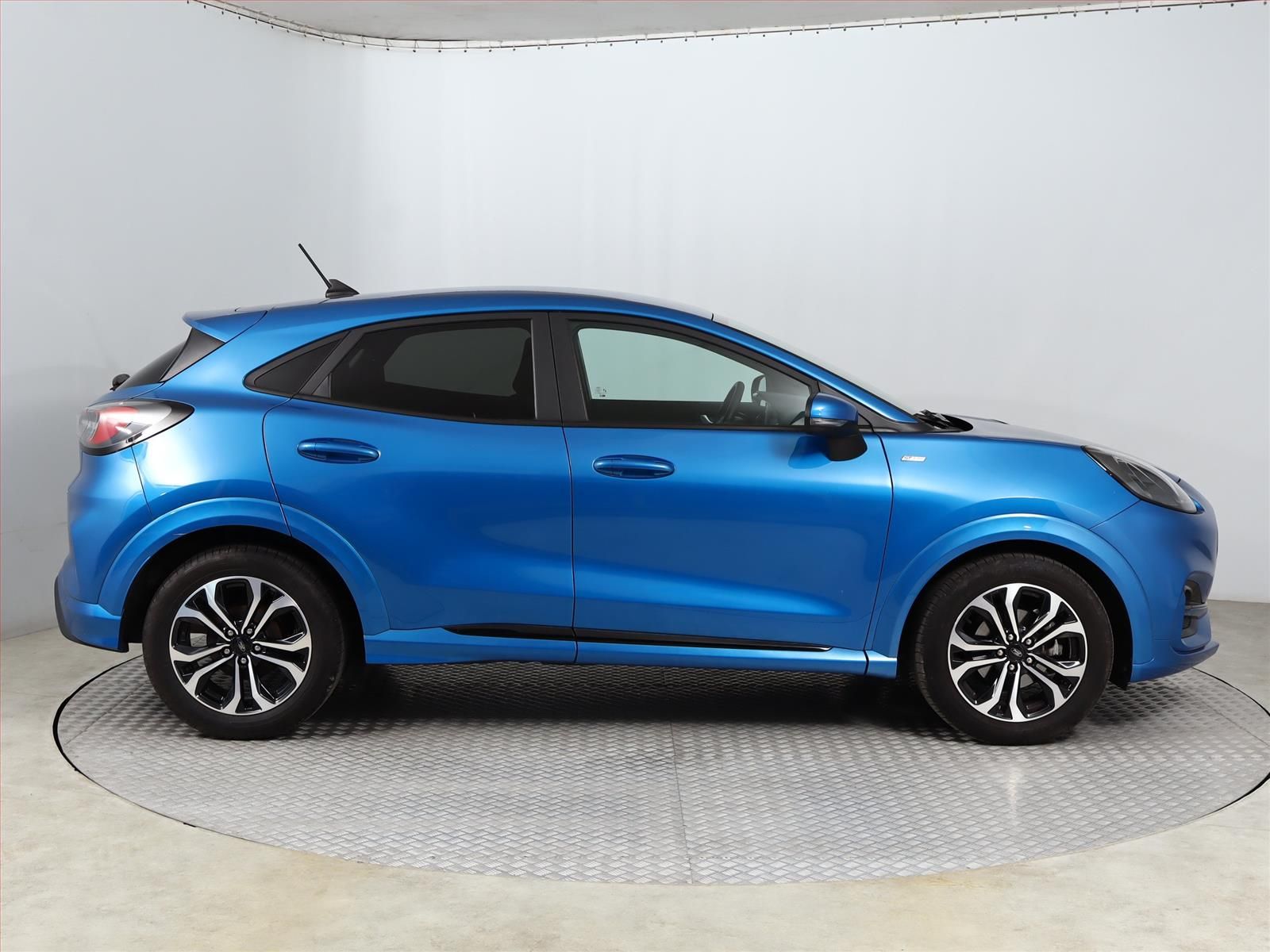 Ford Puma, 1.0 EcoBoost mHEV, ST-Line, ČR - fotka 6