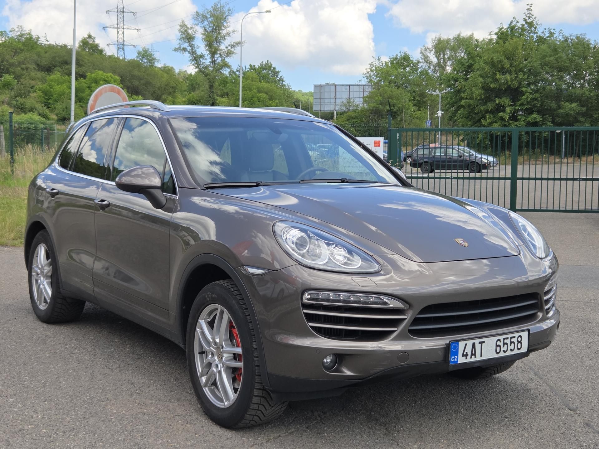 Porsche Cayenne, 3,0TDi  lze i na splátky VŠEM! - fotka 3