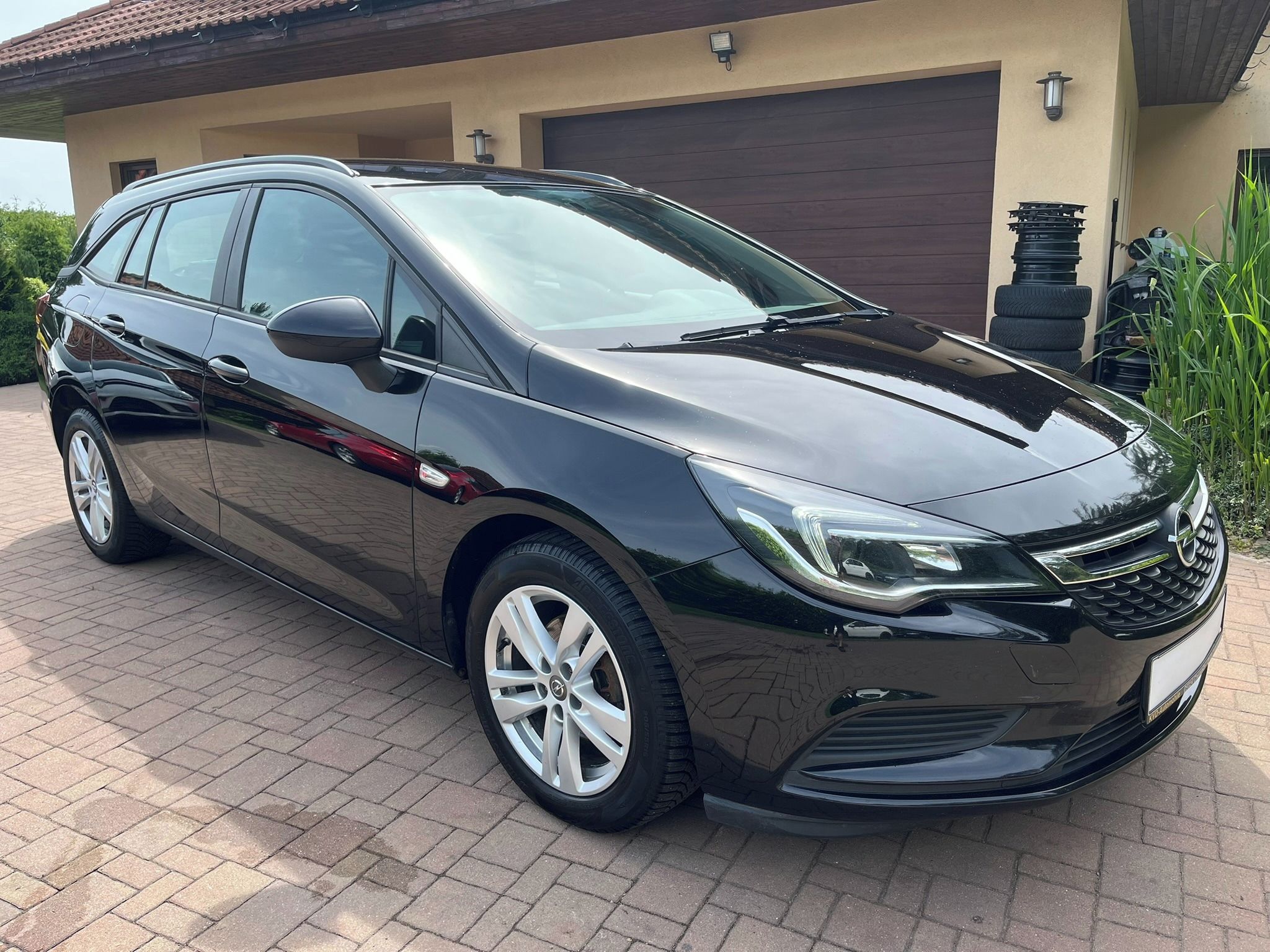 Opel Astra, 1.6 CDTi Navi Tempomat Výhřev - fotka 2