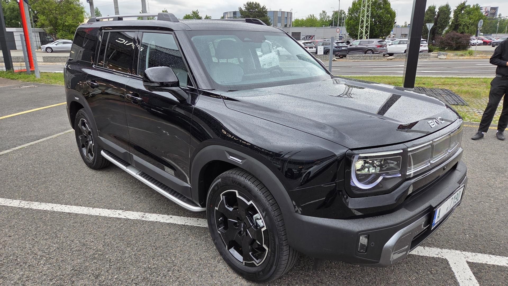 BAIC BJ30, HEV 1.5T 209kW 2DHT 4x4 ALL IN - fotka 3