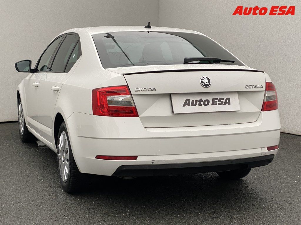 Škoda Octavia, 1.5 TSi,1.maj,ČR,Ambition - fotka 6
