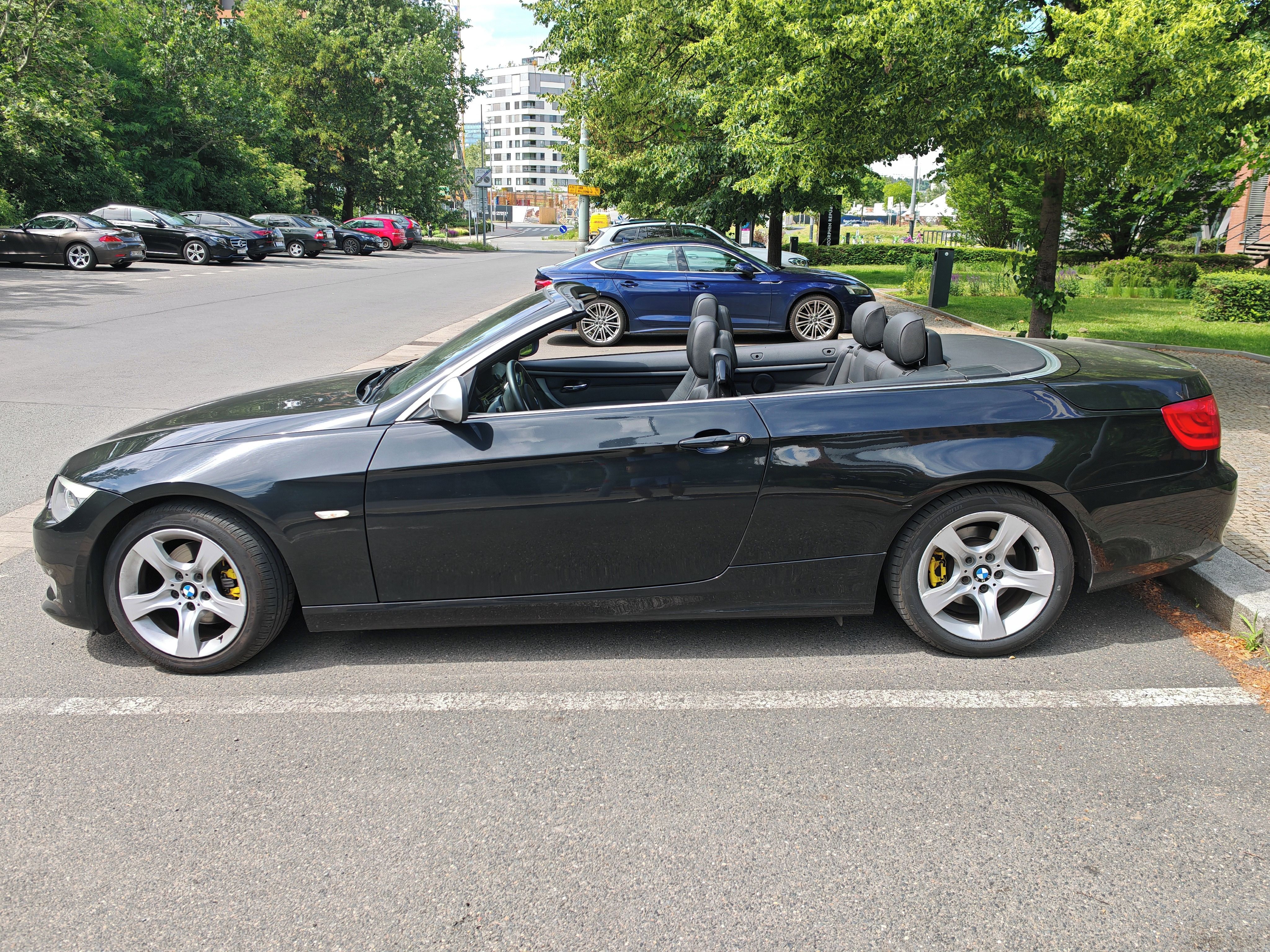 BMW Řada 3, BMW E93 320D - 2013 - fotka 6
