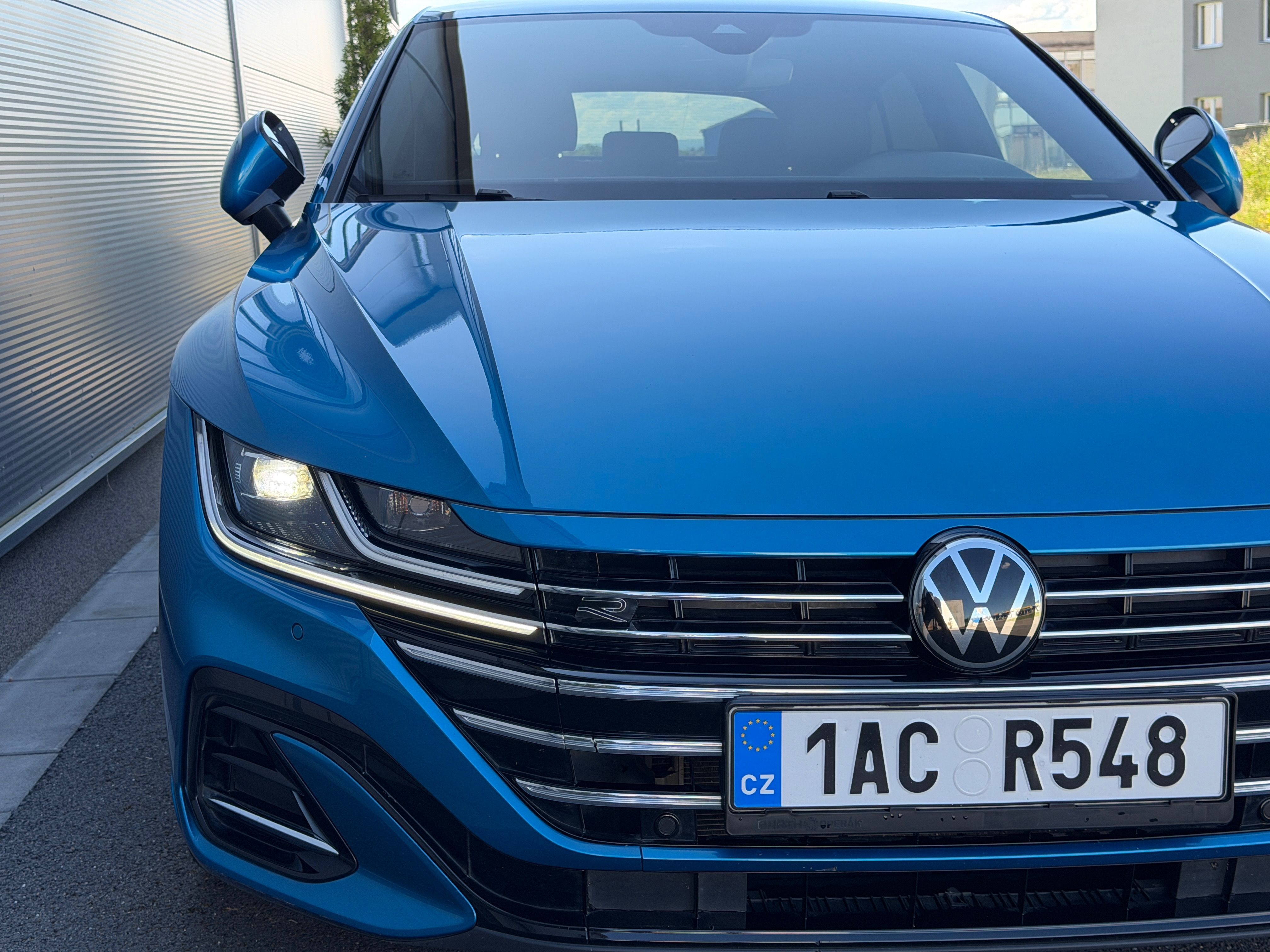 Volkswagen Arteon, R-LINE 2.0 TDi 110kW DSG tažné - fotka 6