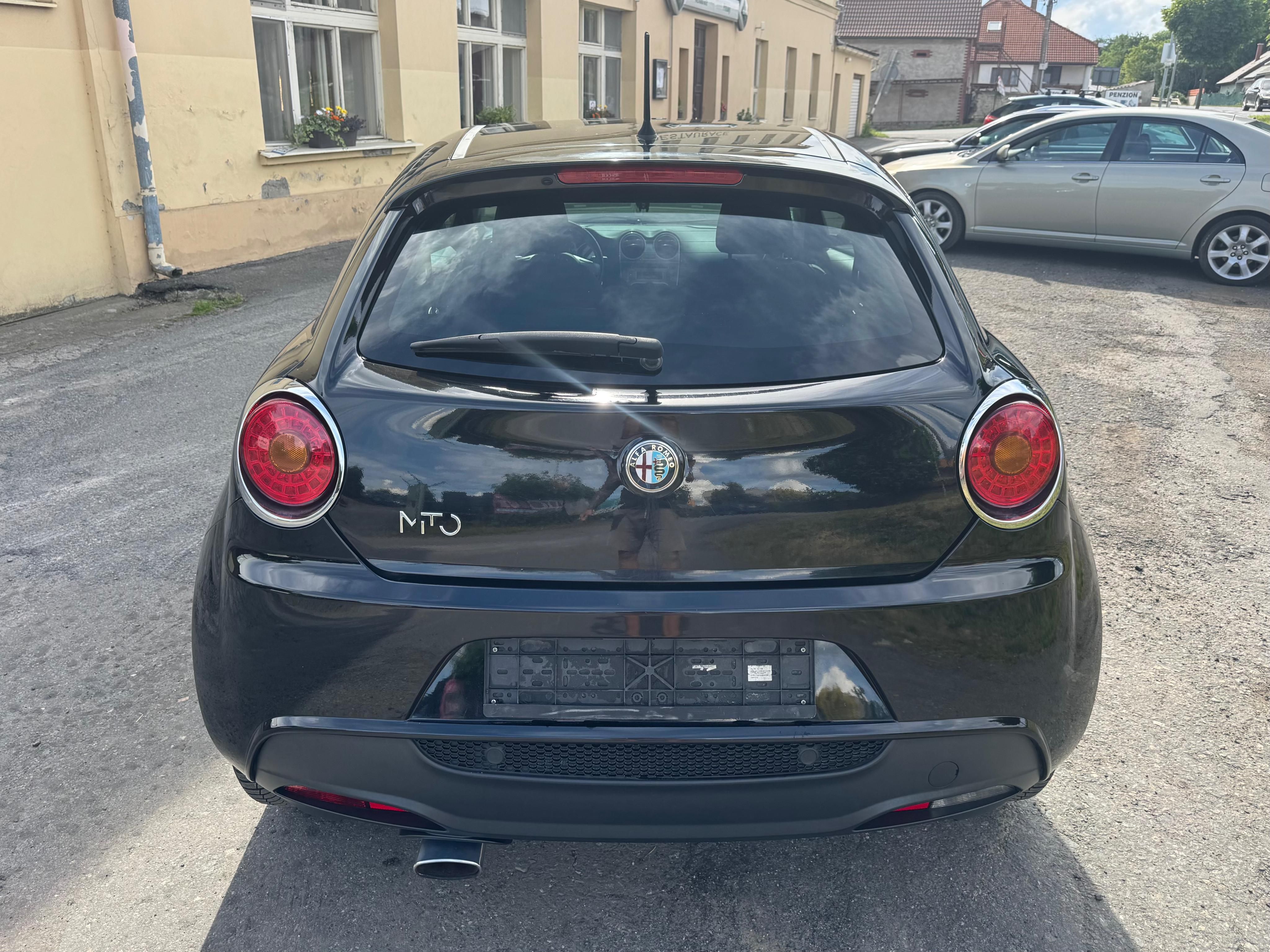 Alfa Romeo MiTo, 1.4i 70kW Klima. - fotka 6