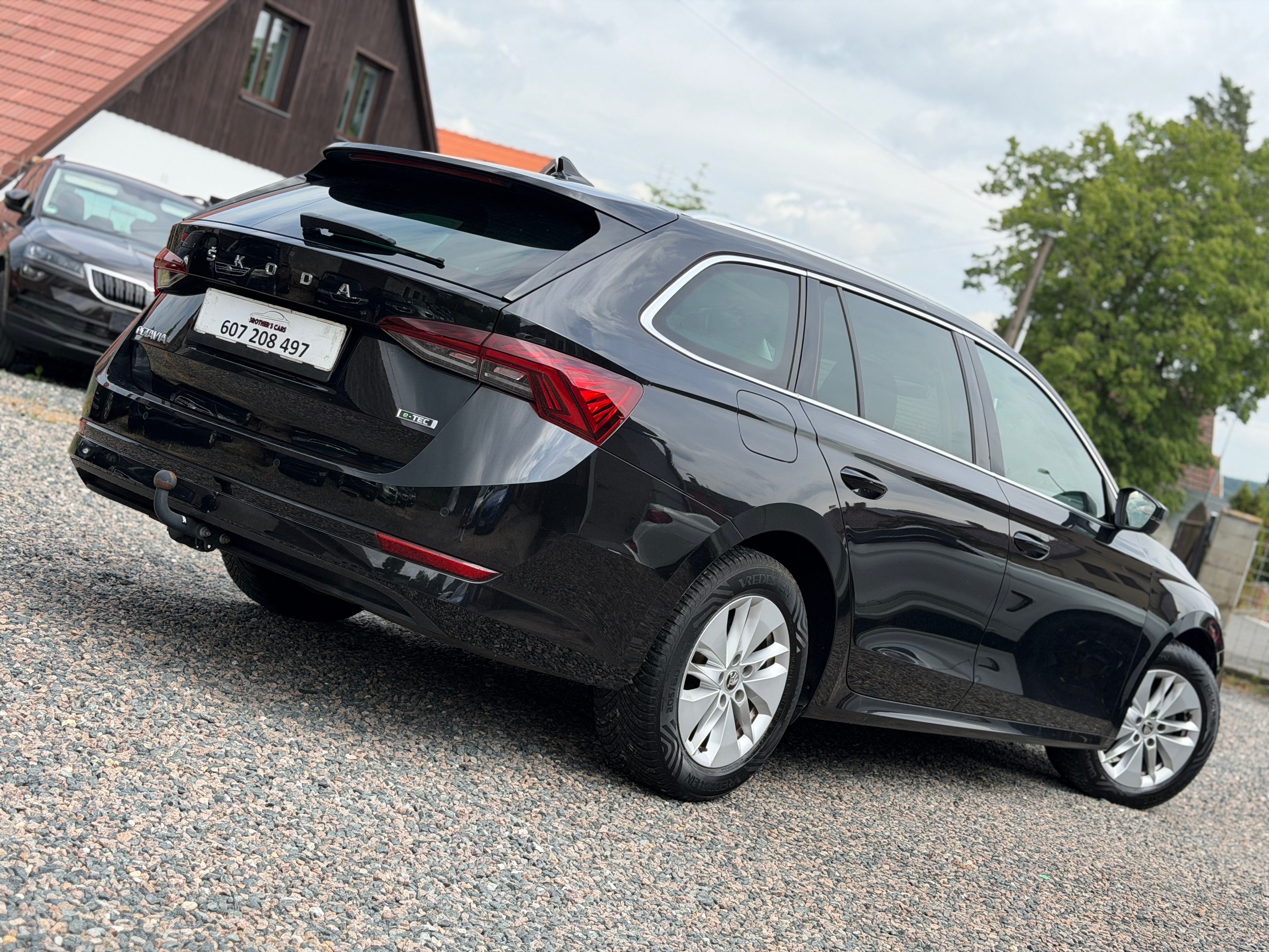Škoda Octavia, 1.0 TSi MHEV combi DSG 2021 - fotka 4
