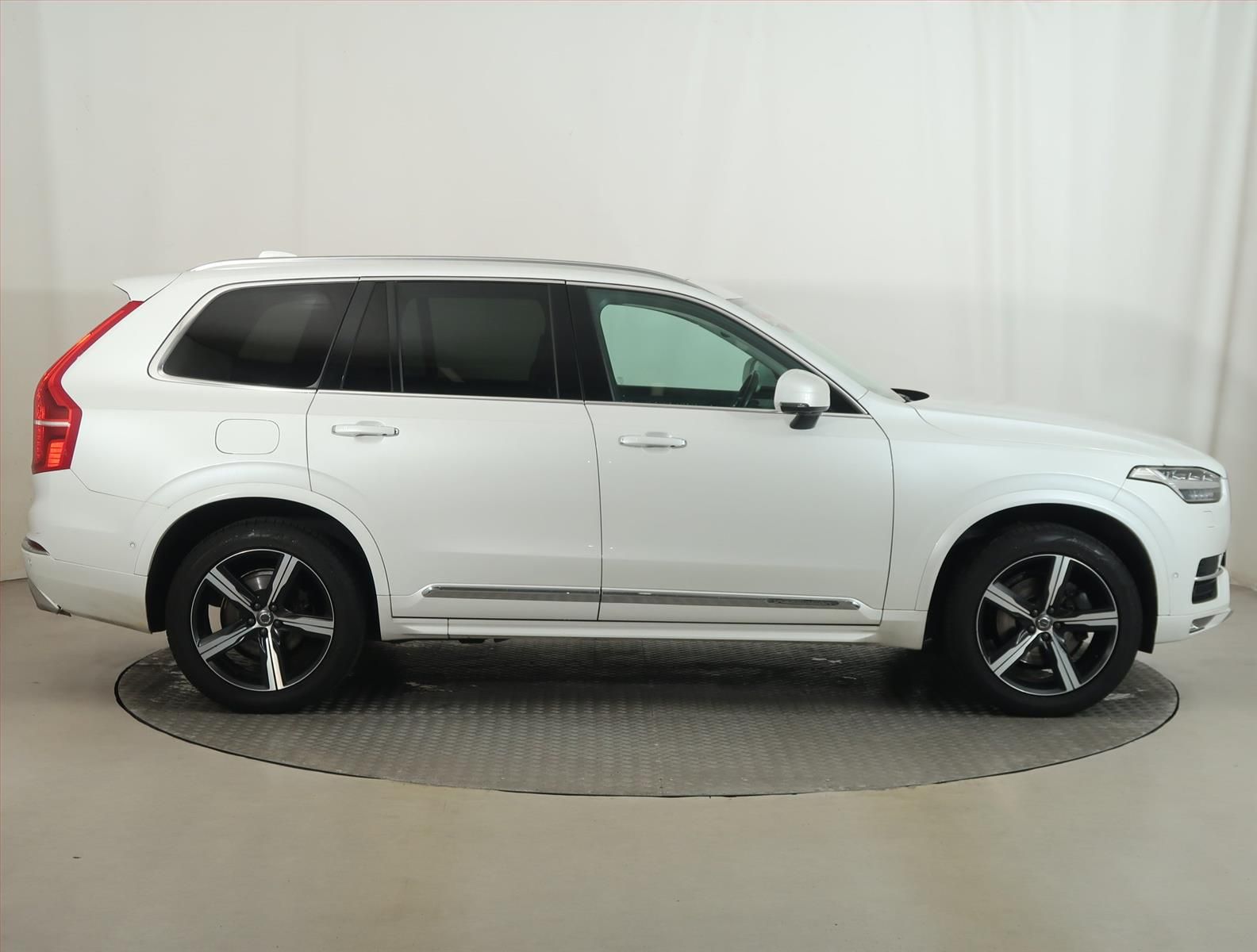 Volvo XC90, D5 AWD, 4X4, Automat - fotka 6