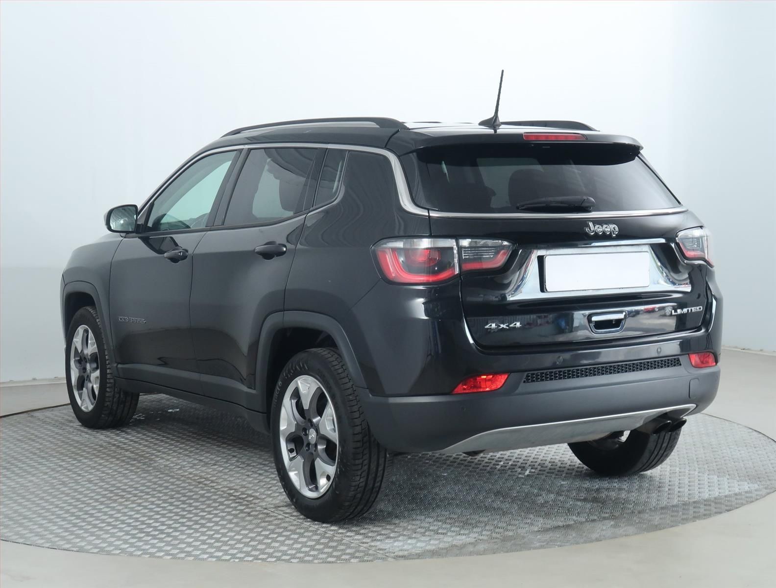 Jeep Compass, 1.4 MultiAir, 4X4, Automat - fotka 4