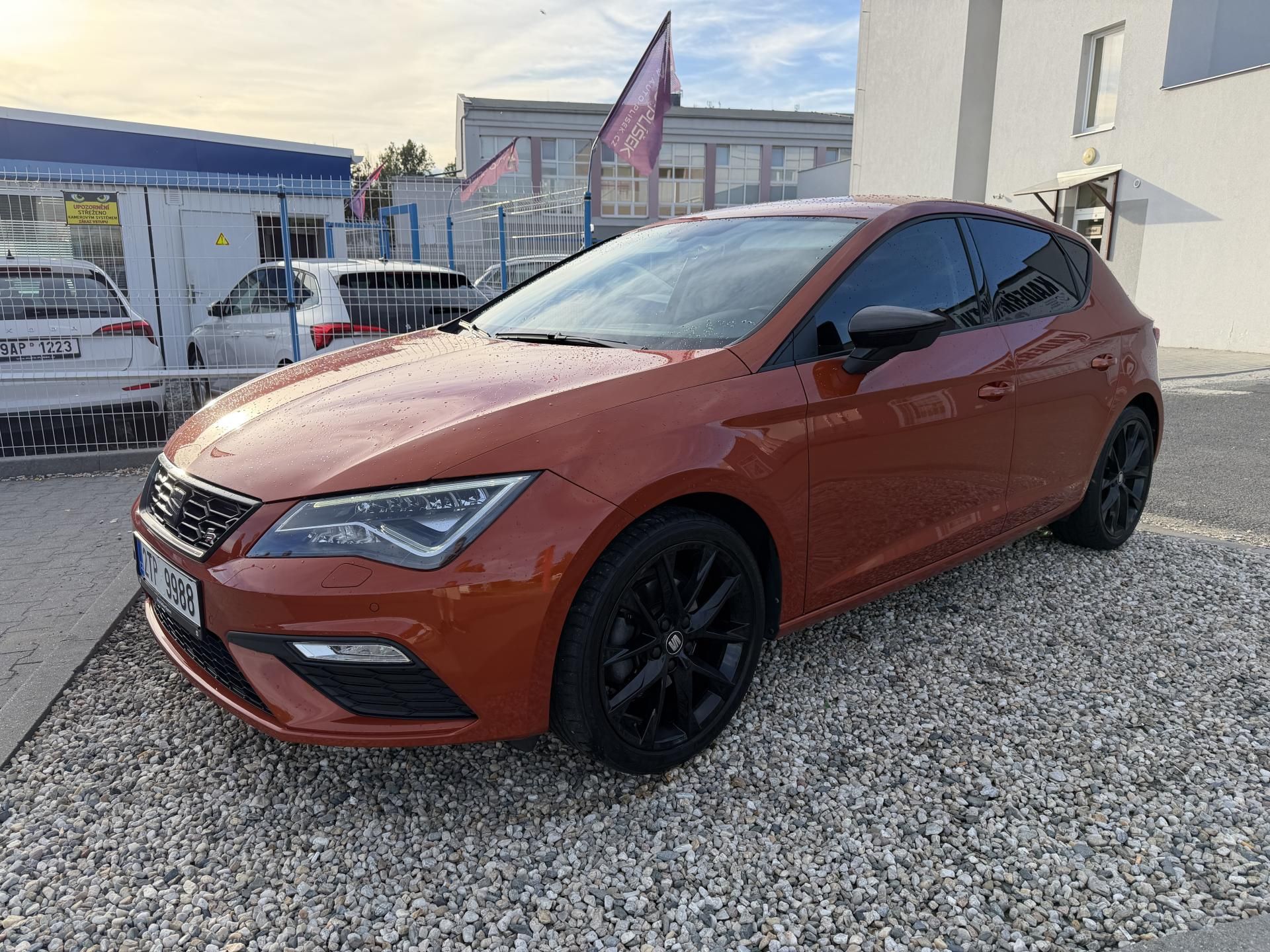 Seat Leon, FR 1,5 TSi/96kW - LED,TZ,..... - fotka 3