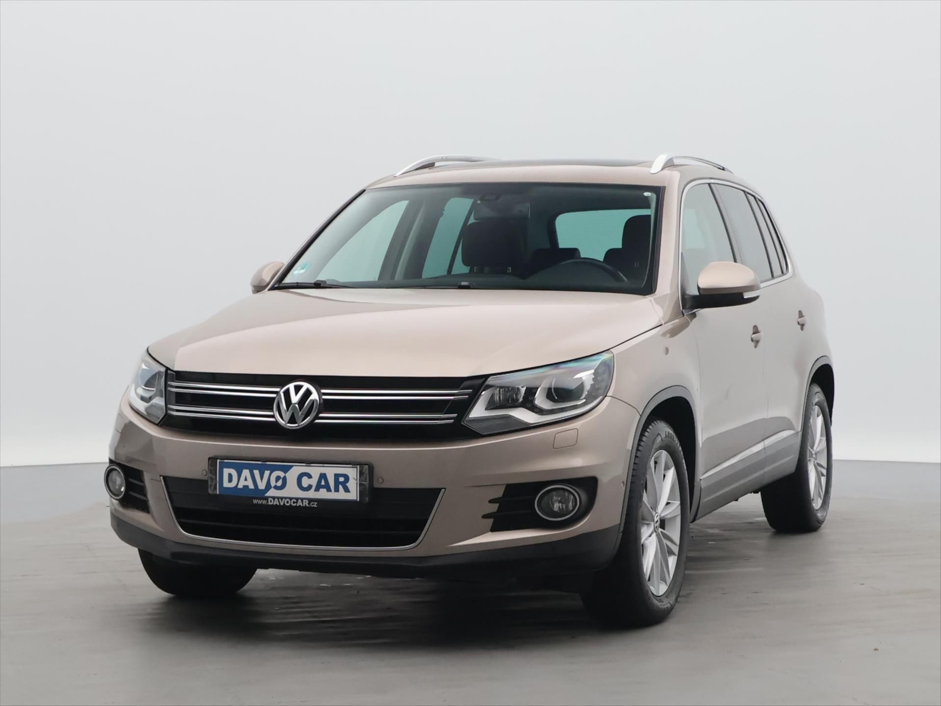 Volkswagen Tiguan, 1,4 TSI 90kW Sport&Style 1.Maj - fotka 3