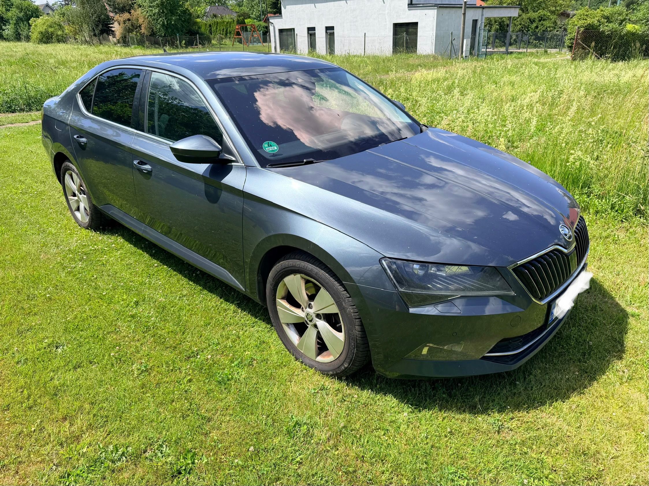 Škoda Superb - fotka 4