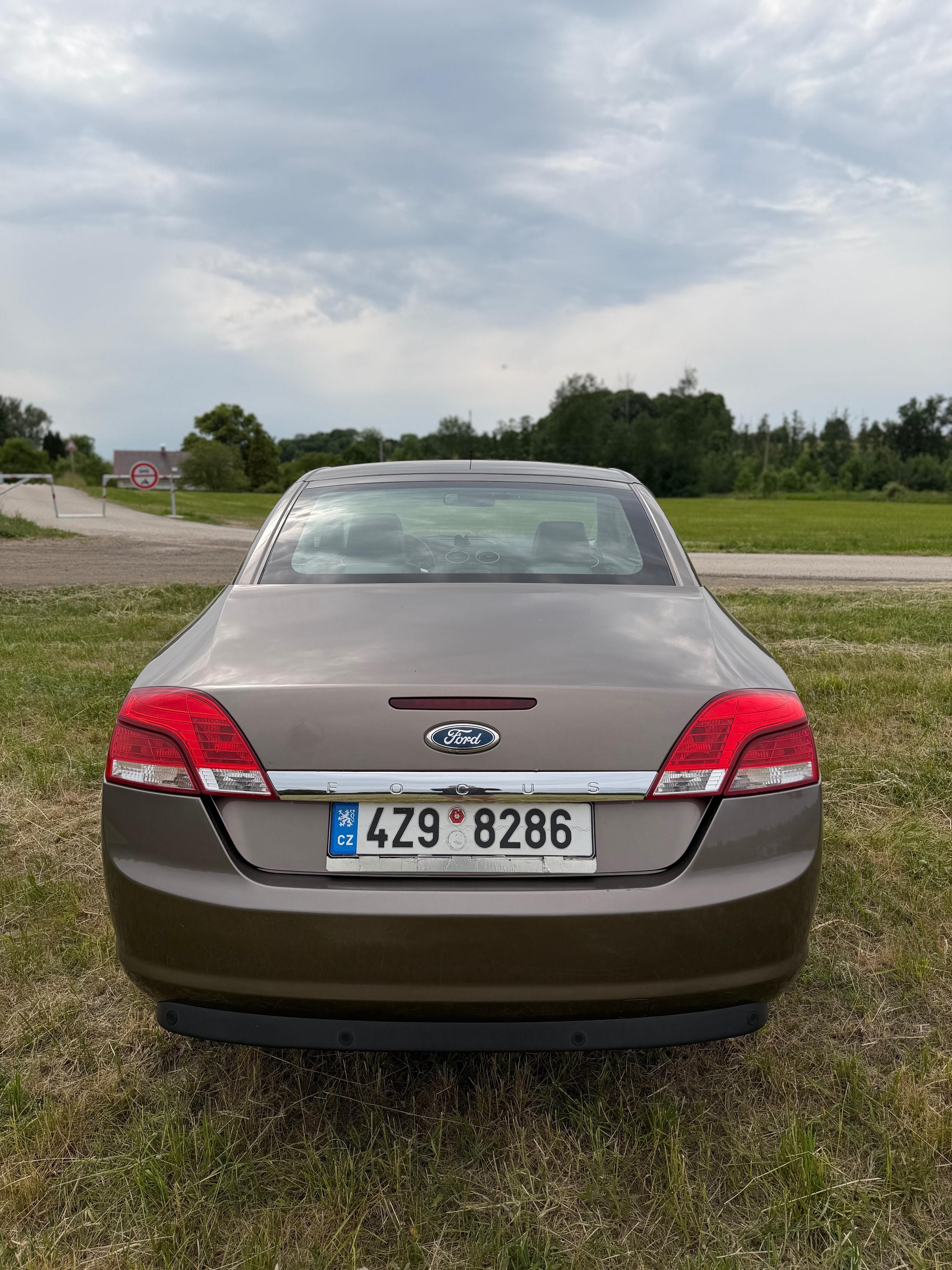 Ford Focus, 2.0 TDCi - fotka 5