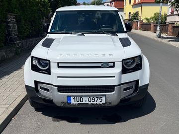 1.maj, 7 míst