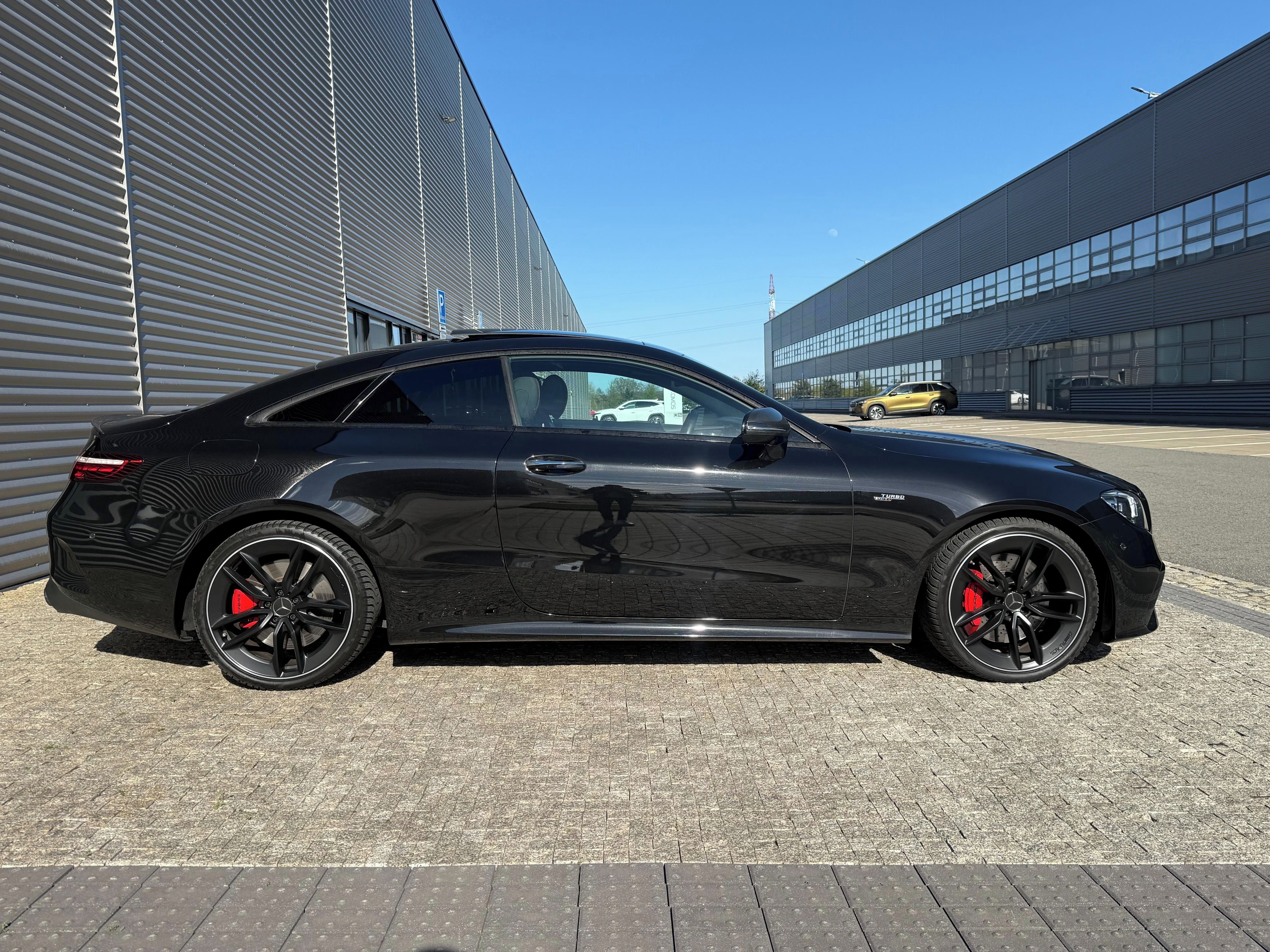 Mercedes-Benz Třídy E, AMG E 53 4MATIC - fotka 2