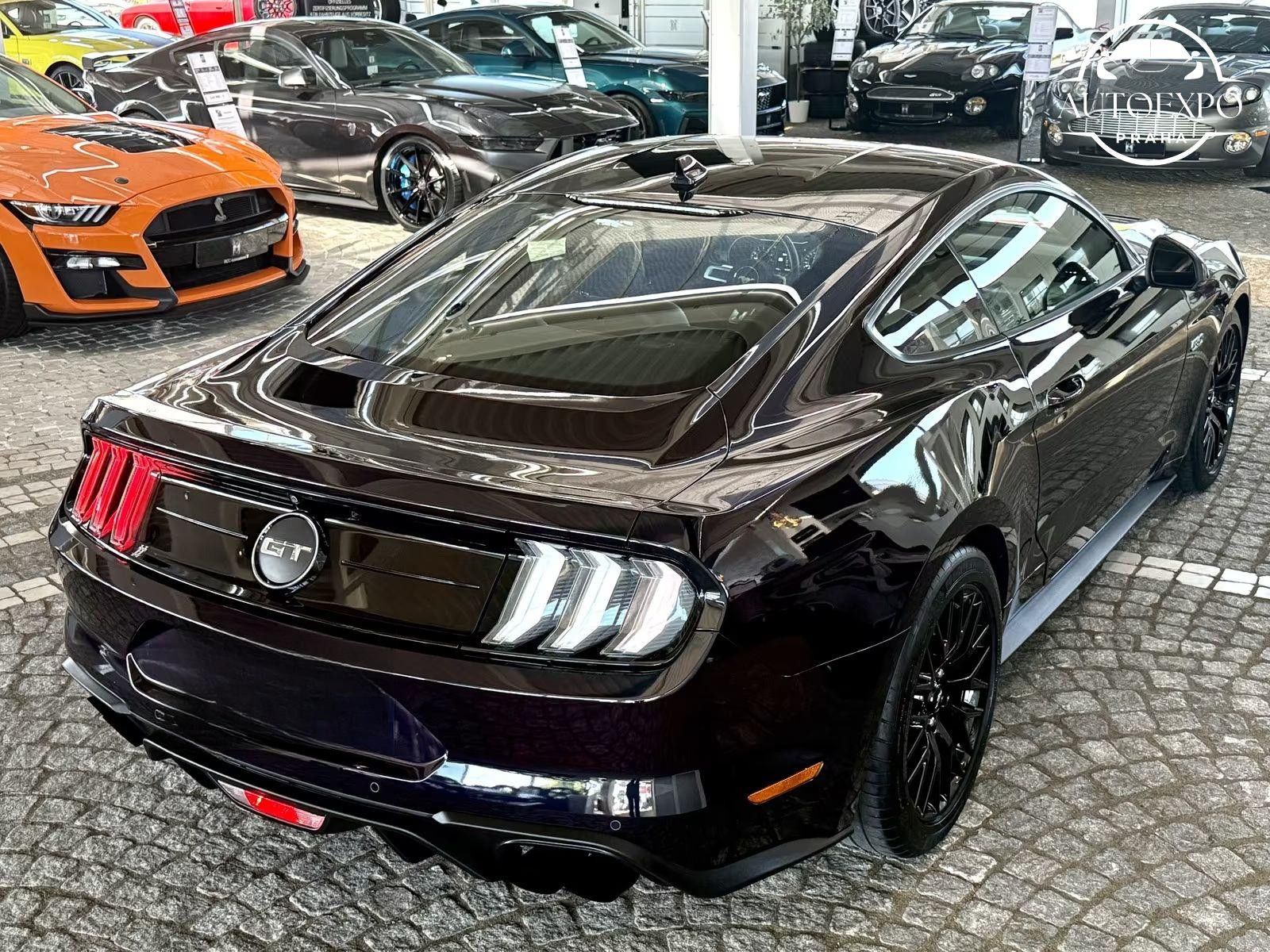 Ford Mustang, GT Fastback Automat - fotka 6
