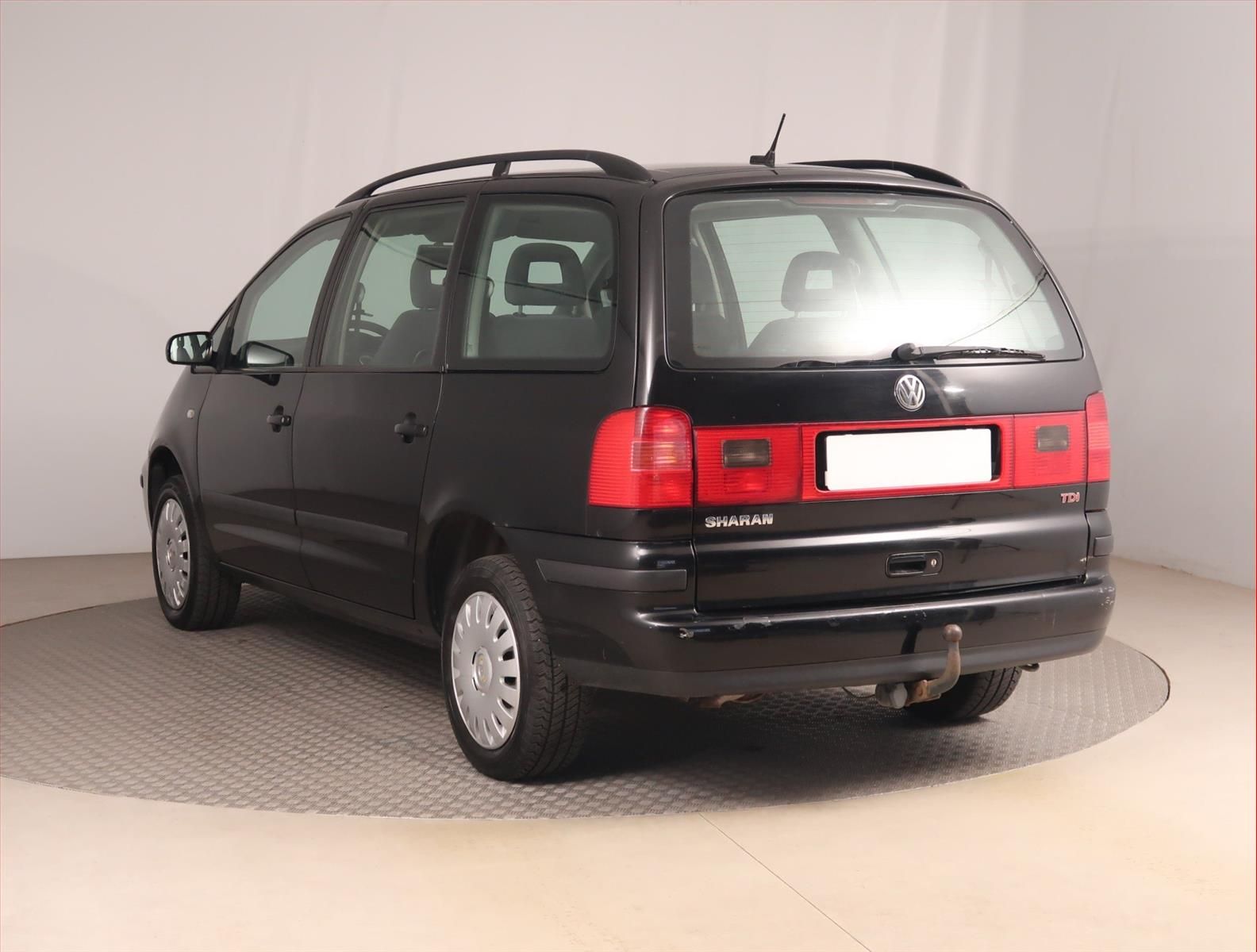 Volkswagen Sharan, 1.9 TDI, Tažné, Klima - fotka 4
