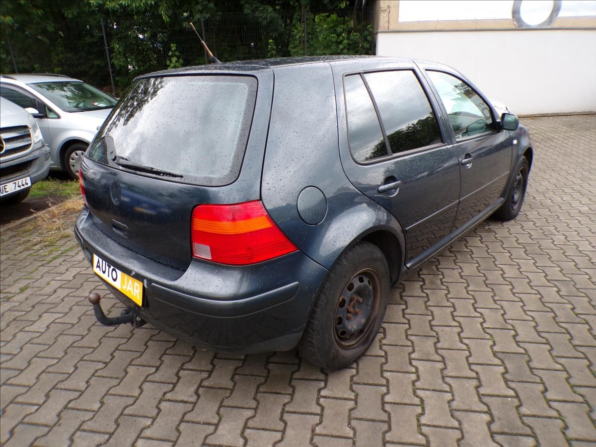 Volkswagen Golf, 1,6 16V  TAŽNÉ ZAŘÍZENÍ - fotka 5