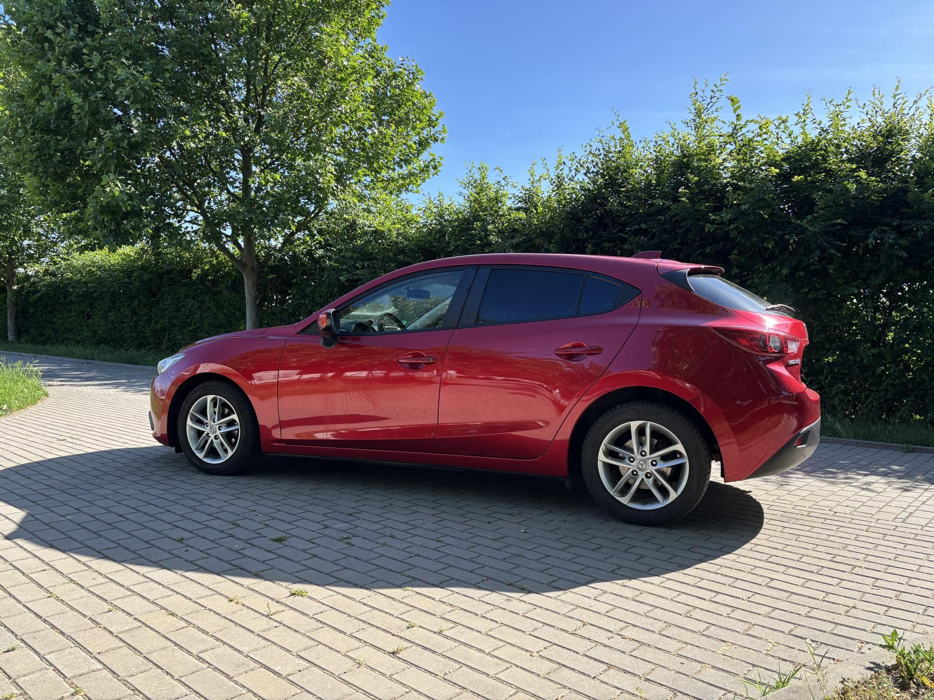 Mazda 3, 1.5 Prime-Line - fotka 5