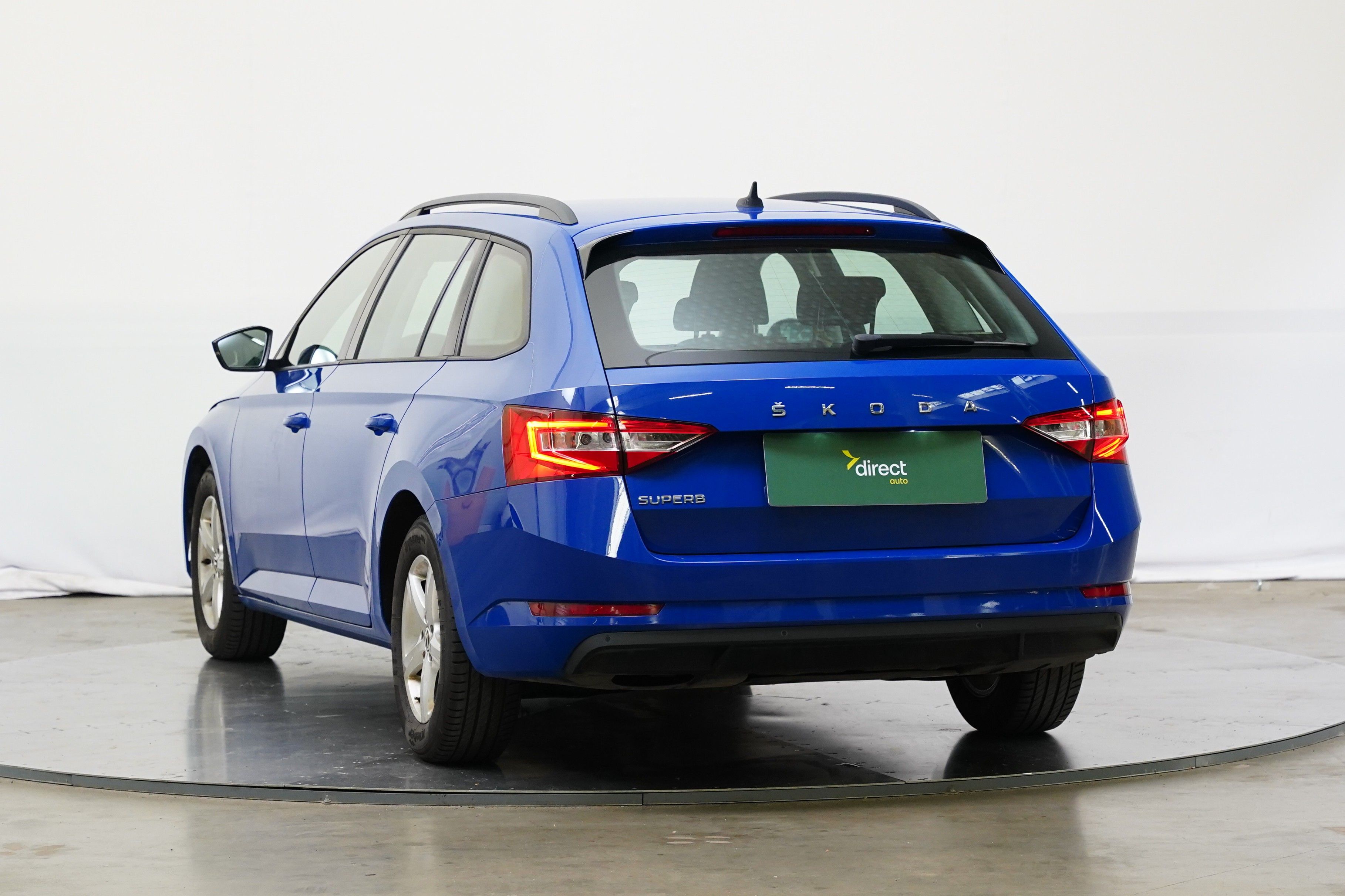 Škoda Superb, 2.0 TDI 110 kW - fotka 4